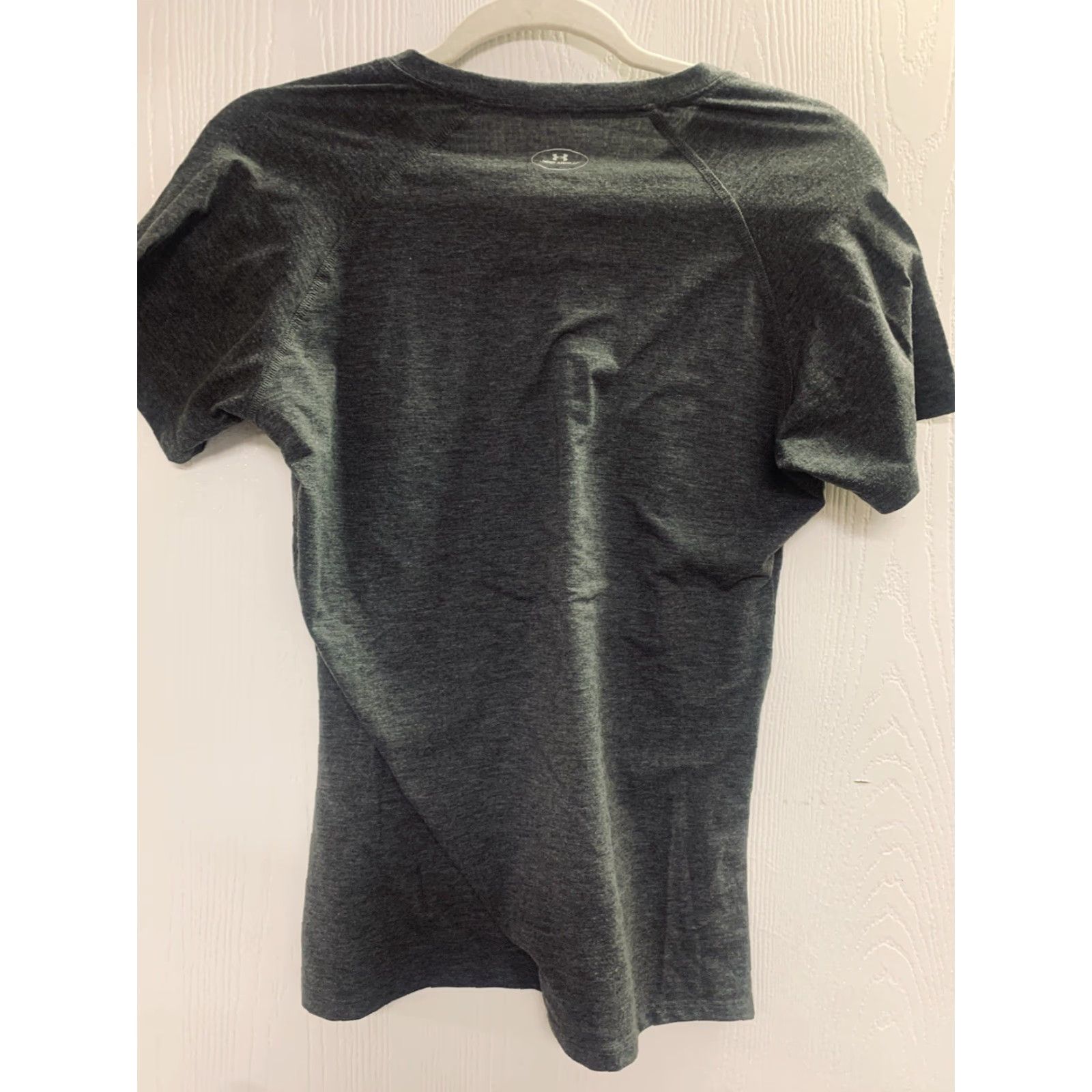 Under Armour Under armour Women's Top T-Shirt Medium V-Neck Gray Short Sleeve Pullover Logo Breathable Athletic Fit Activewear Shirt Size M / US 6-8 / IT 42-44 - 5 Thumbnail