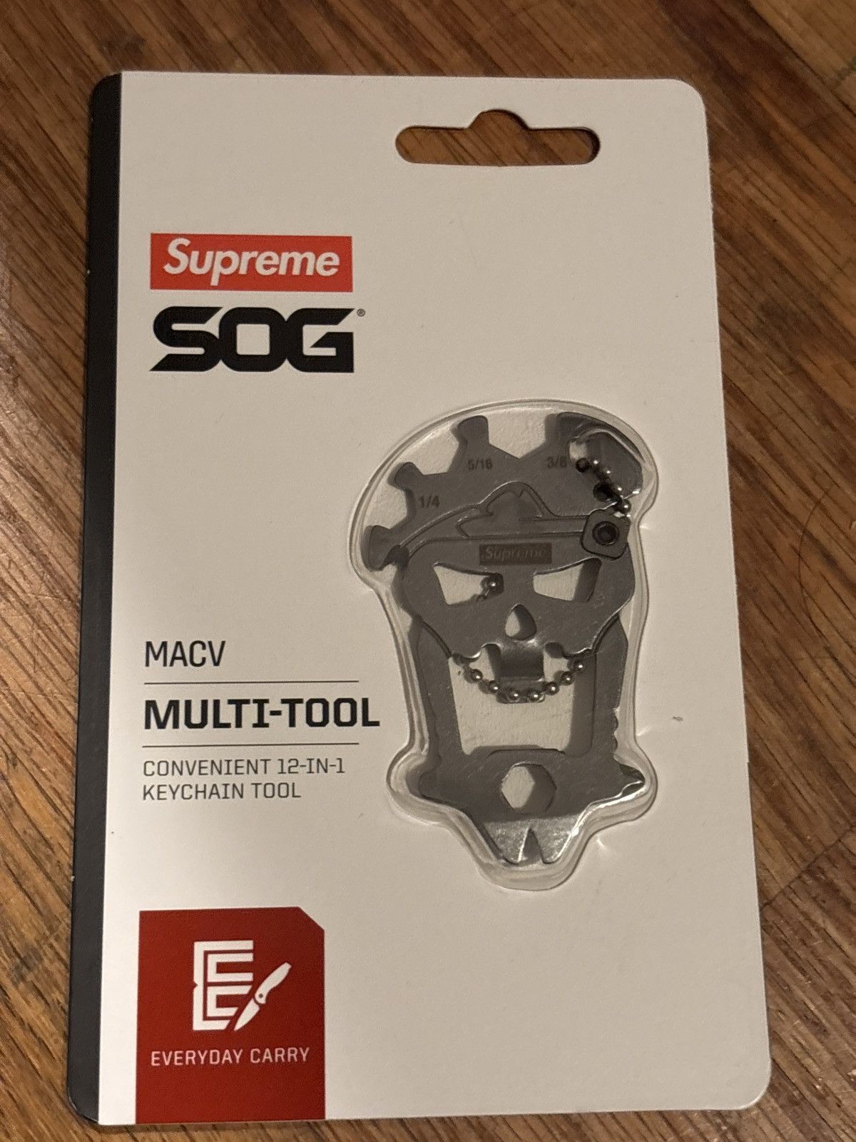 Supreme Supreme sog macv multi tool Size ONE SIZE - 1 Thumbnail