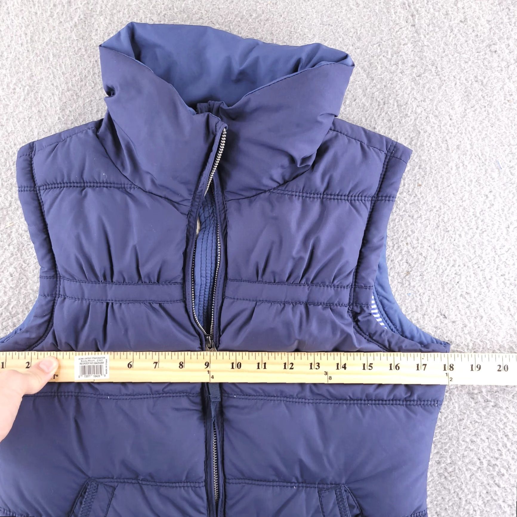 American Eagle Outfitters American Eagle Puffer Vest Womens Small Blue Sleeveless Jacket Size S / US 4 / IT 40 - 5 Thumbnail