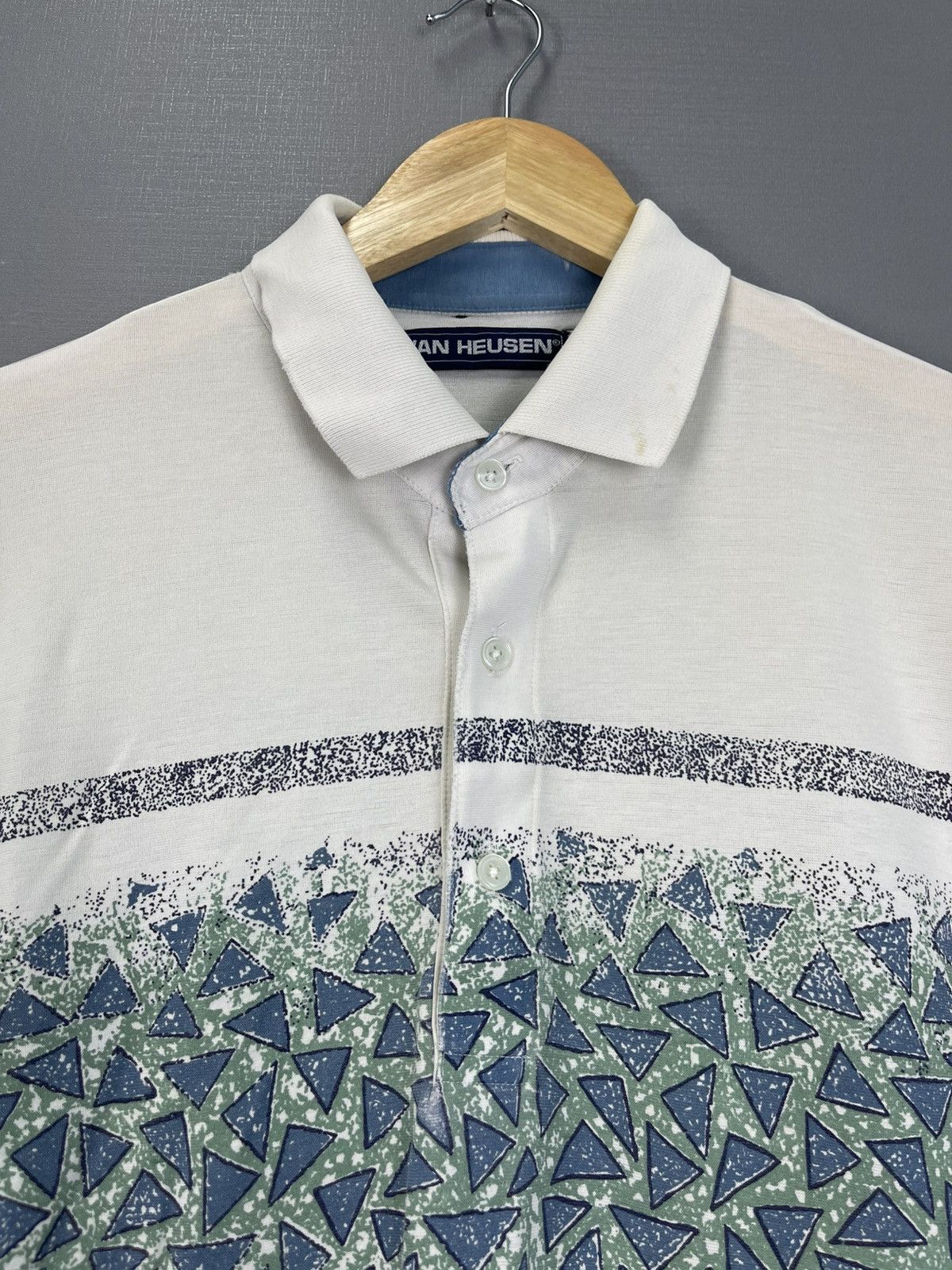 Vintage Vintage Van Heusen Polo Shirt Size US L / EU 52-54 / 3 - 6 Thumbnail