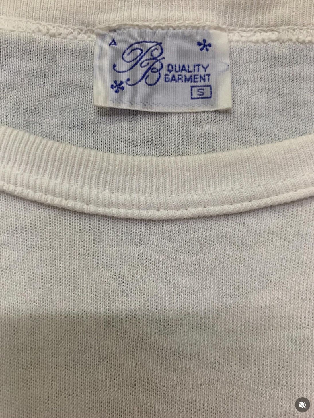 Vintage MERCK T-SHIRT 70’s 80’s Size US S / EU 44-46 / 1 - 4 Thumbnail