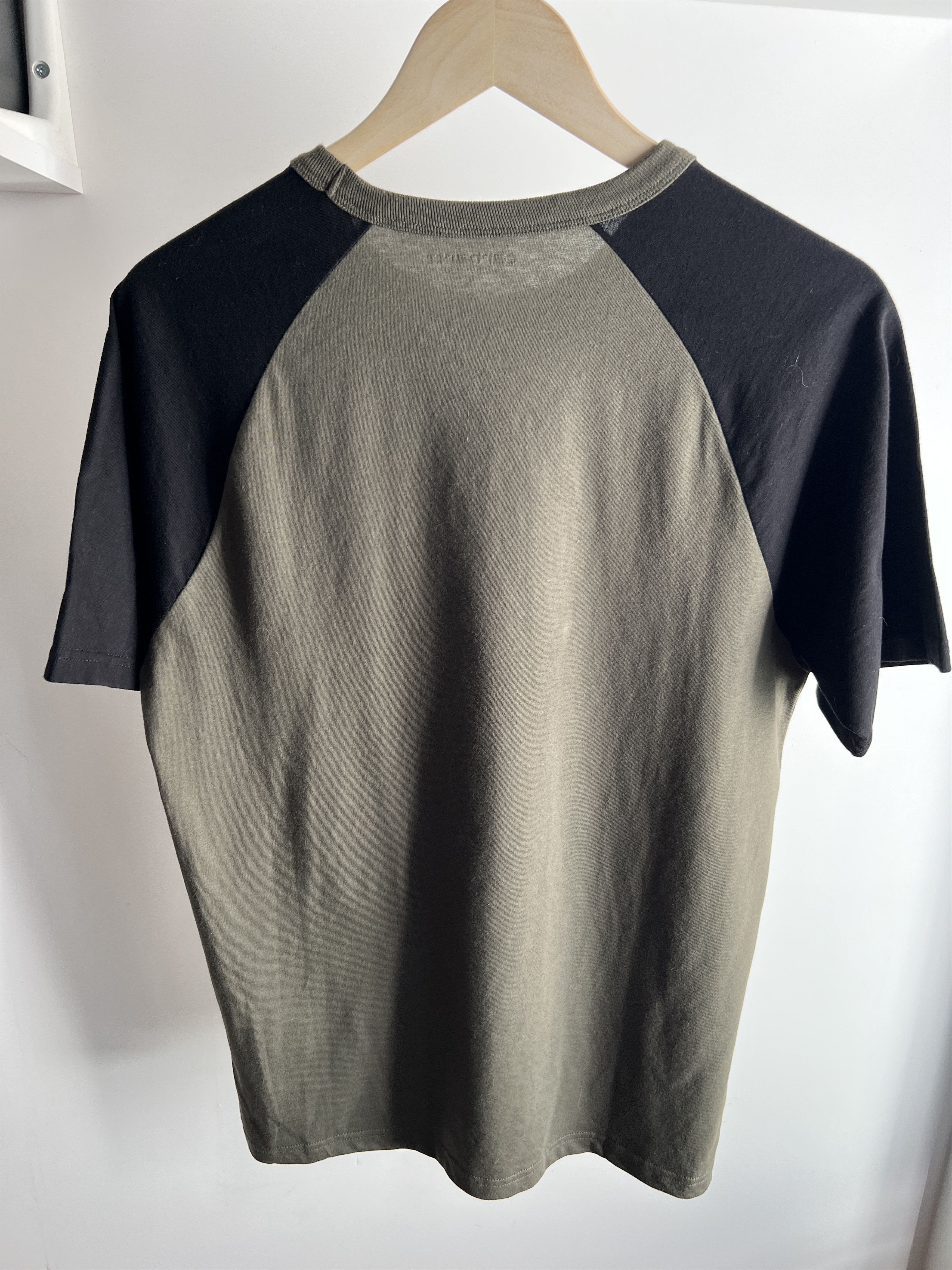 Carhartt × Carhartt Wip Vintage Japanese Style Carhartt T-shirts Work Wear Y2K 00s Size US S / EU 44-46 / 1 - 7 Thumbnail