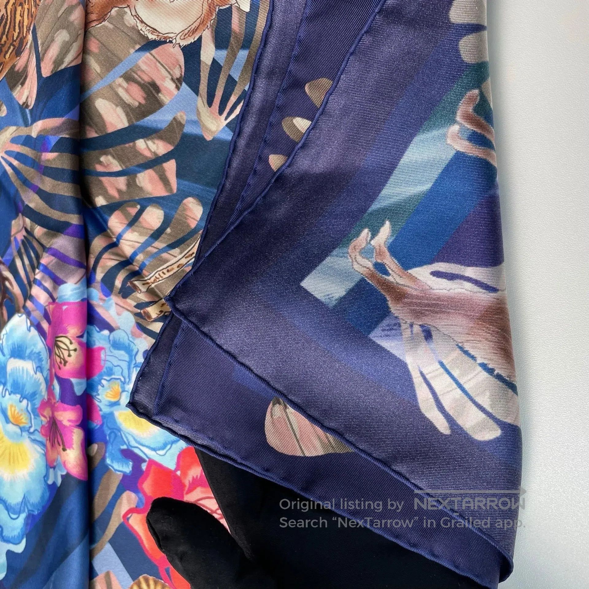 Fendi FENDI Dark Blue Colorful Zoo Series Silk Scarf| Size ONE SIZE - 5 Thumbnail