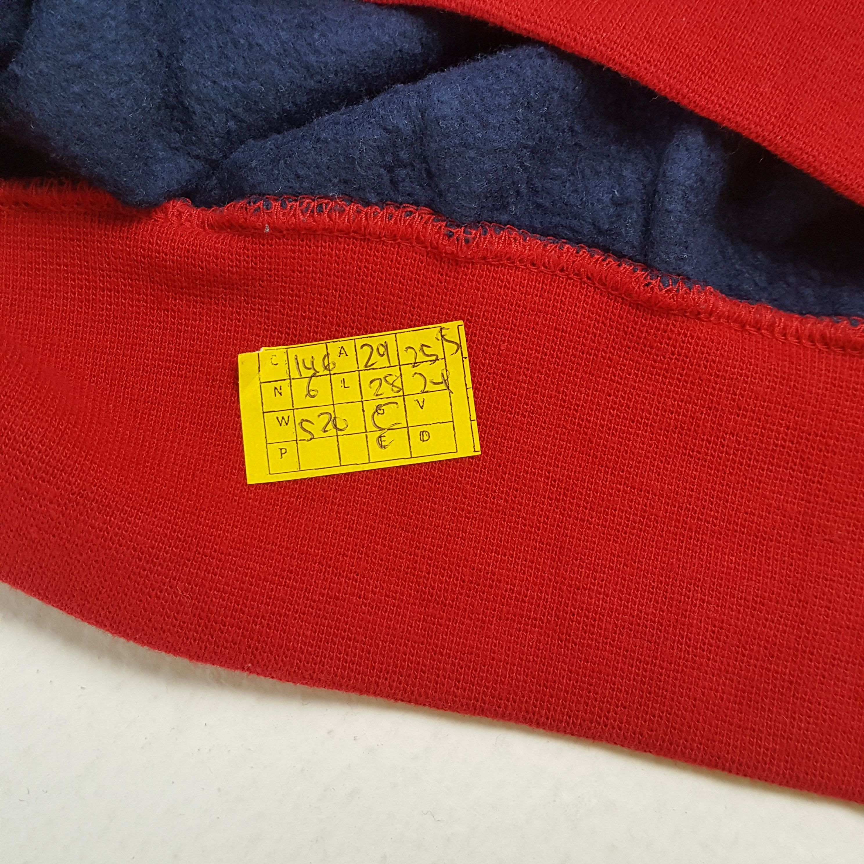 Vintage NASCAR DALE JARRETT American Racing Sweatshirts