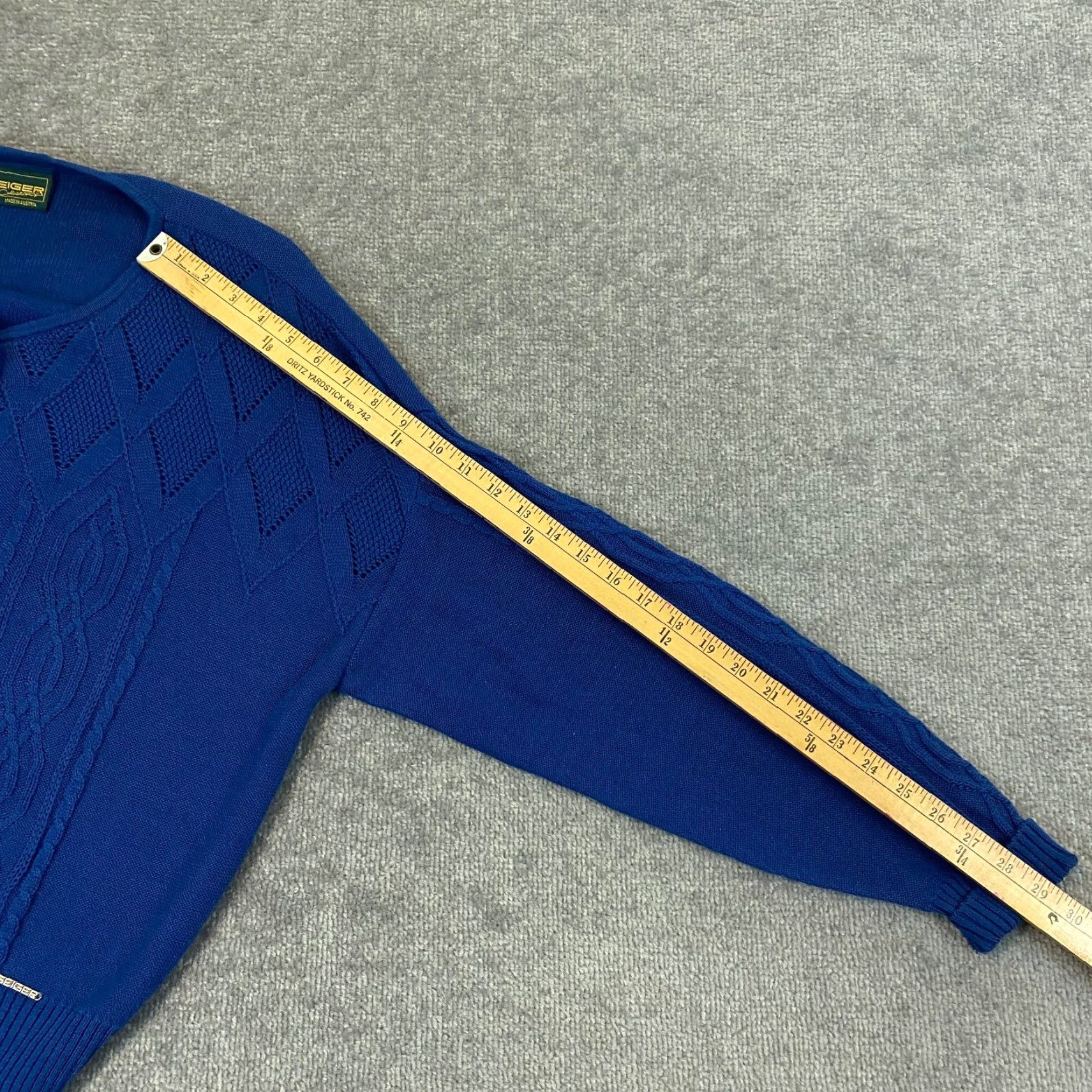 Vintage VINTAGE Geiger Women's Sweater Crewneck 44 Blue Knit Button Up Long Sleeve Austria Fall Winter Size M / US 6-8 / IT 42-44 - 7 Thumbnail