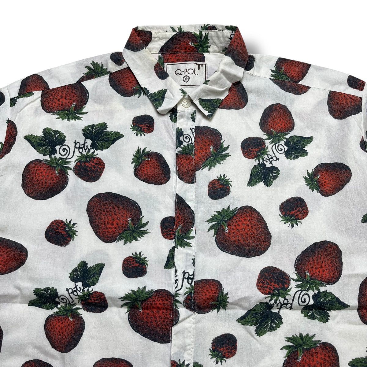 Issey Miyake gramme shibuya strawberry print button ups shirt Size US M / EU 48-50 / 2 - 6 Thumbnail