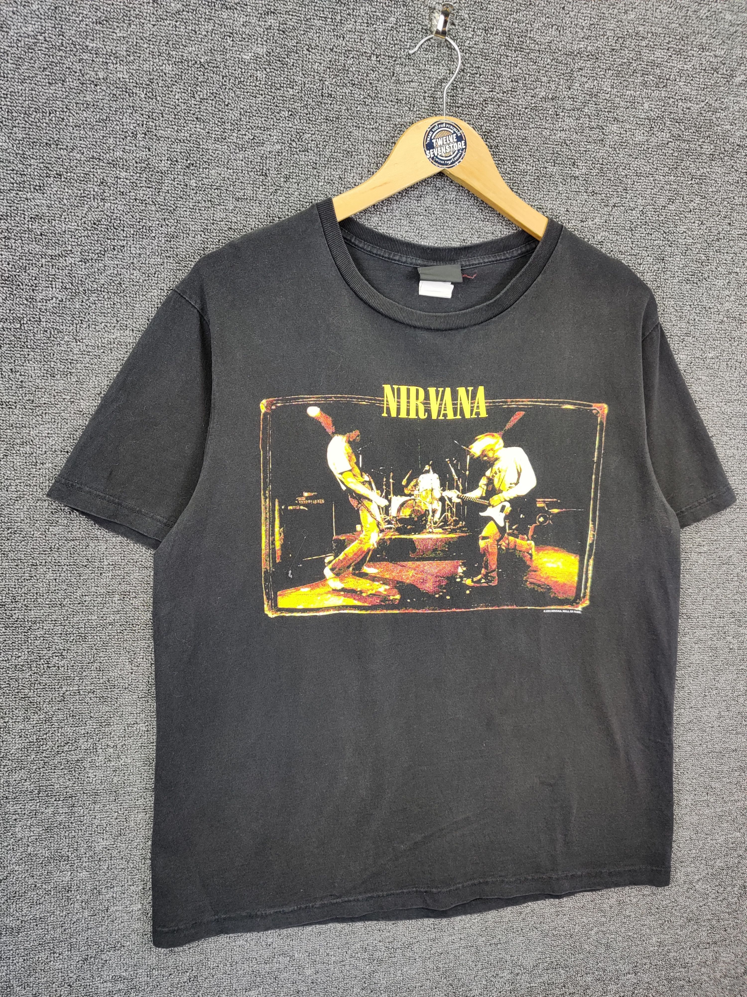 Band Tees Vintage Nirvana From The Muddy Banks Band Tee Tshirt Size US L / EU 52-54 / 3 - 5 Thumbnail