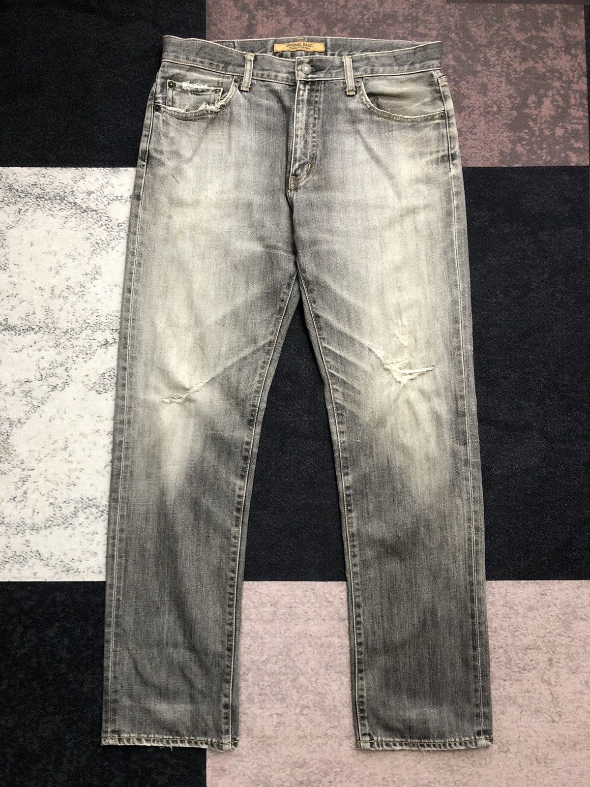 Uniqlo Vintage Japanese Distressed Black Faded Uniqlo Jeans Size US 35 - 2 Thumbnail