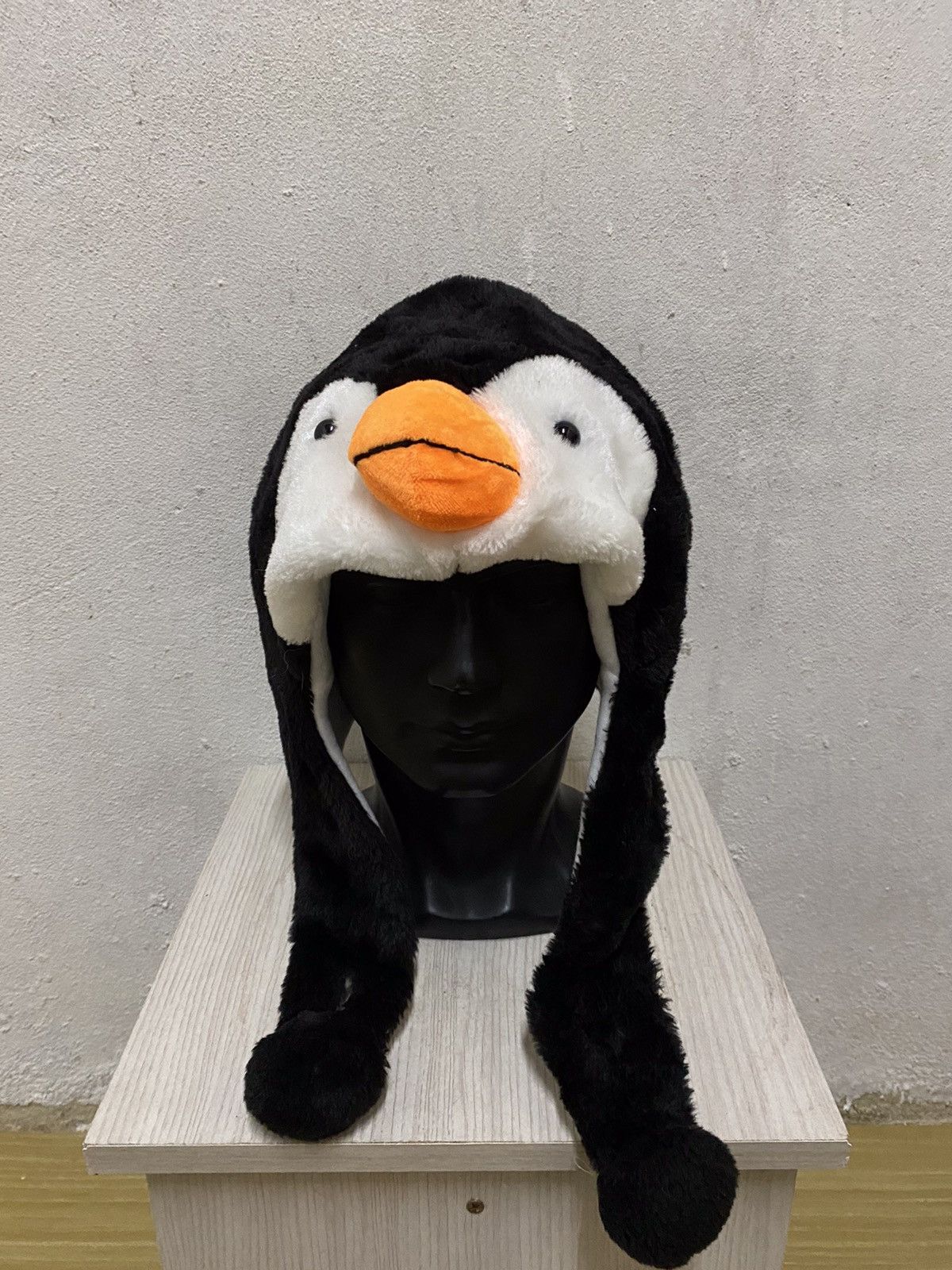 Cartoon Network × Japanese Brand Cartoon Penguin Beanie Hat Size ONE SIZE - 2 Thumbnail