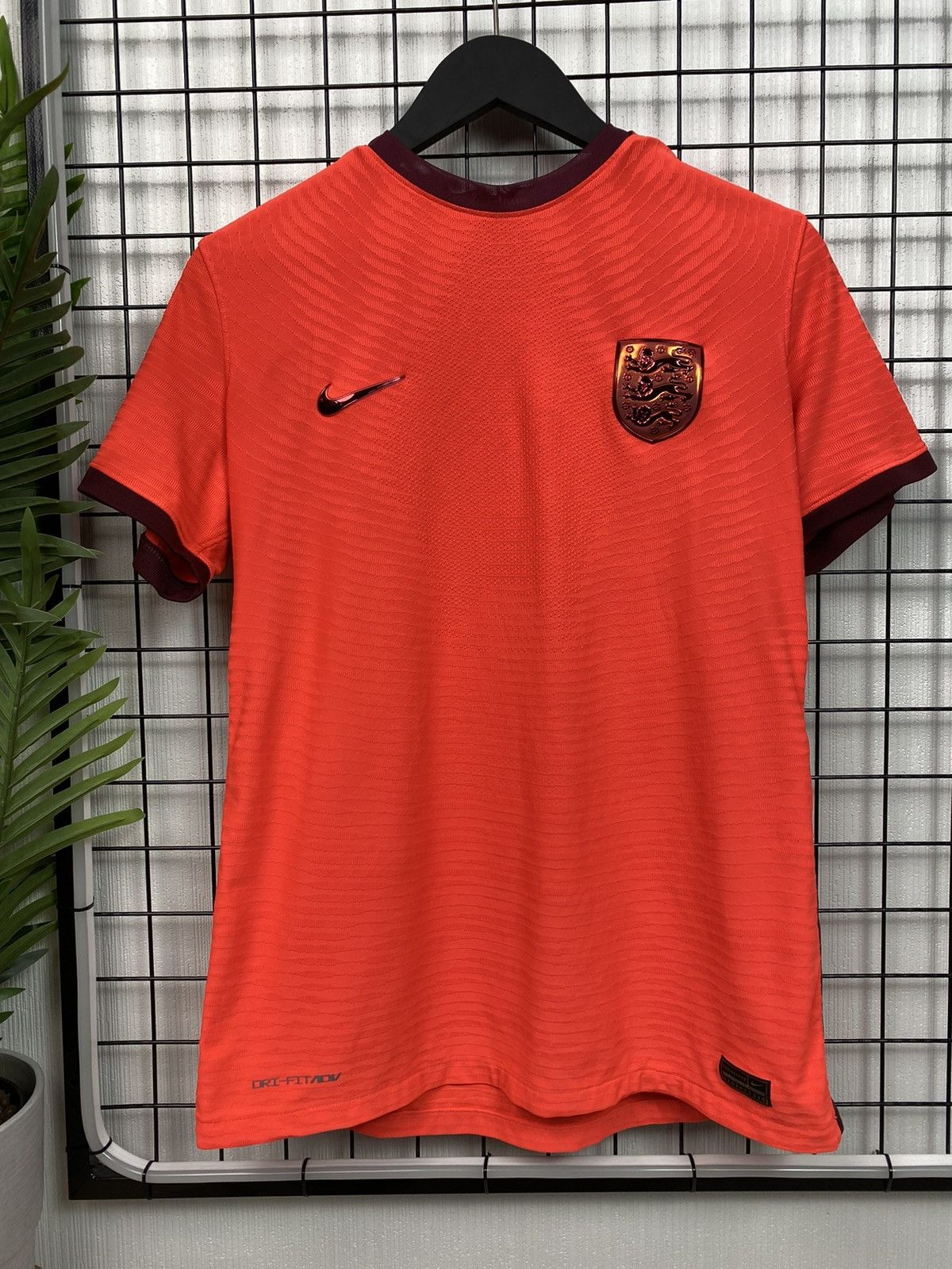 Nike Nike England Womens jersey SS Player Issue Away Shirt 2022 Size XL / US 12-14 / IT 48-50 - 1 Thumbnail