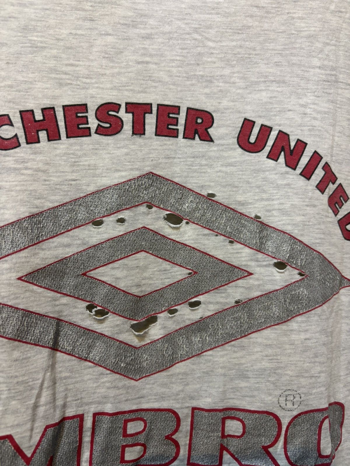 Vintage vintage manchester united umbro sharp tshirt distress Size US XL / EU 56 / 4 - 6 Thumbnail