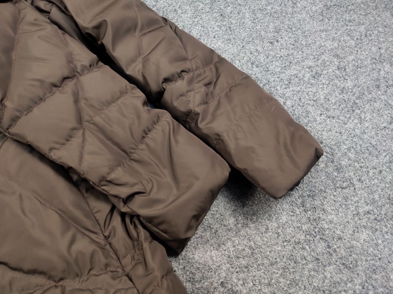 Moncler Vintage Moncler Down Puffer quality Brown Women's Jacket Size L / US 10 / IT 46 - 12 Thumbnail