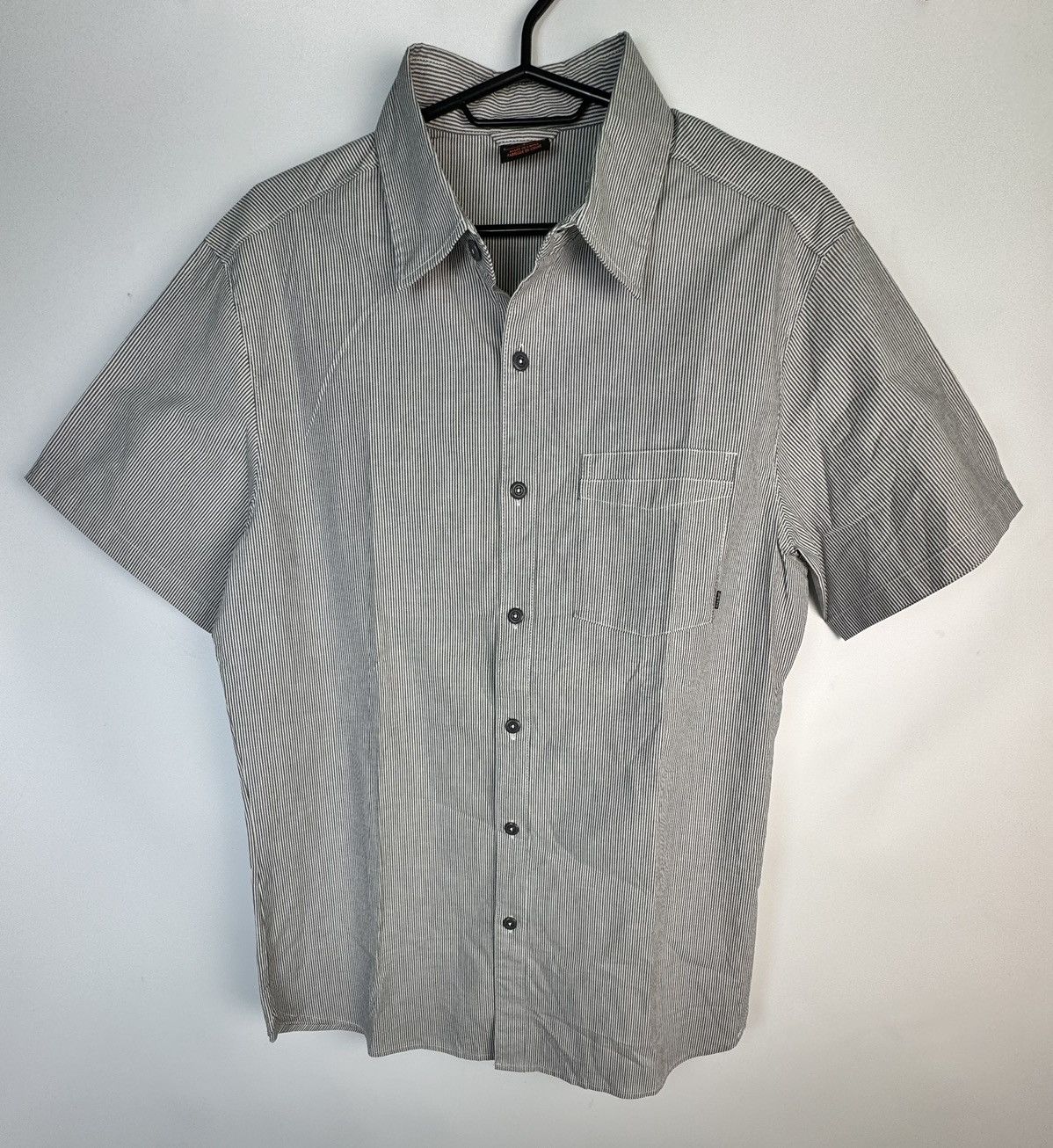 Nike × Vintage Nike 6.0 Skater Button Shirt Mens White Black Plaid Size US S / EU 44-46 / 1 - 1 Thumbnail