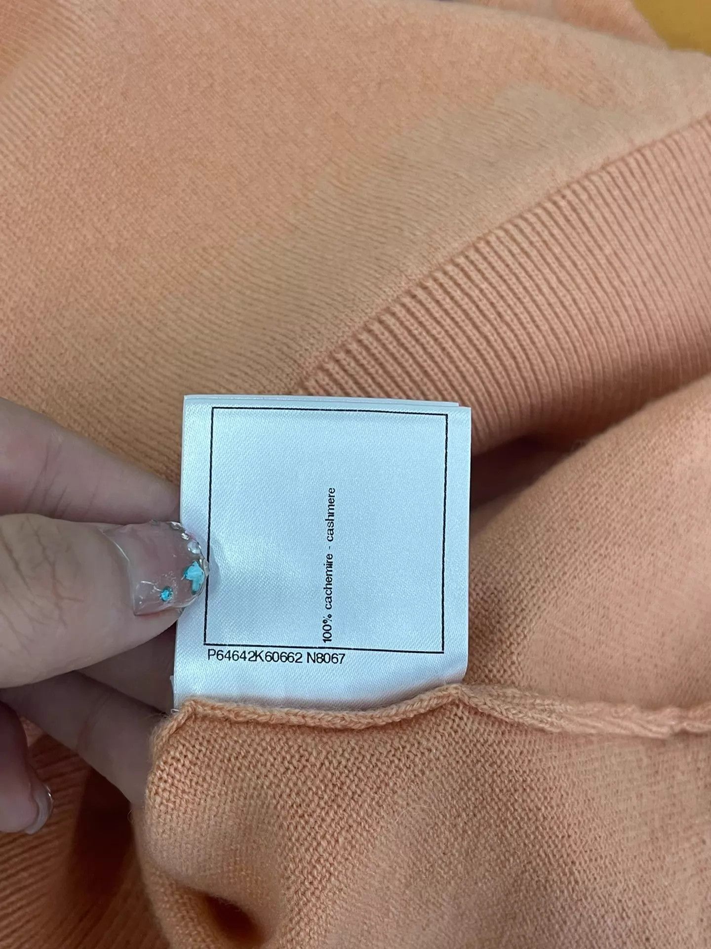 Chanel Chanel Orange Cashmere Knit Short Sleeve 36 New With Tags Size XS / US 0-2 / IT 36-38 - 7 Thumbnail