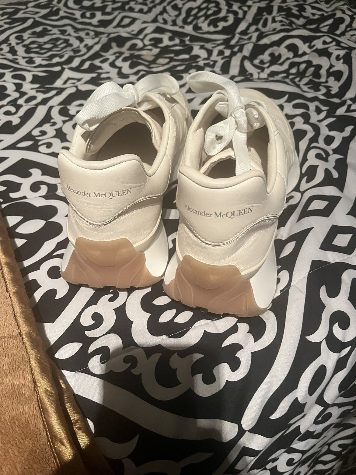 Alexander McQueen Alexander Mcqueen Sprint Runner Vanilla Size US 10 / EU 43 - 4 Thumbnail