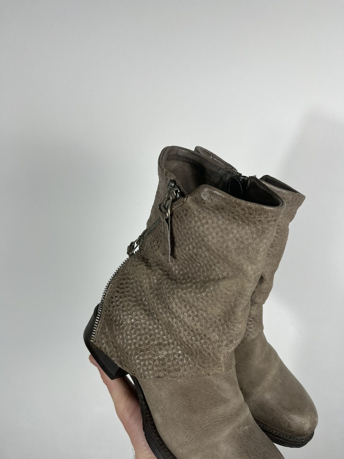Other Womens Leather Ankle Boots Double Zip Low Heel EU 36 Size US 5.5 / IT 35.5 - 7 Thumbnail