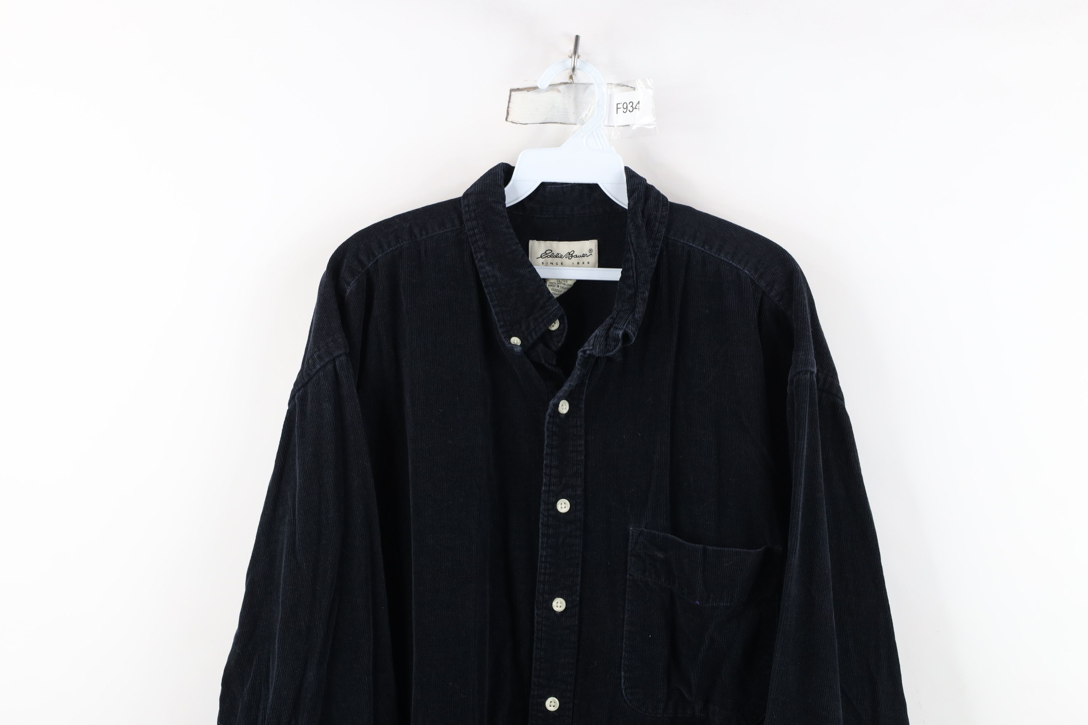 Eddie Bauer Vintage 90s Eddie Bauer Corduroy Collared Button Down Shirt Size US XL / EU 56 / 4 - 2 Thumbnail