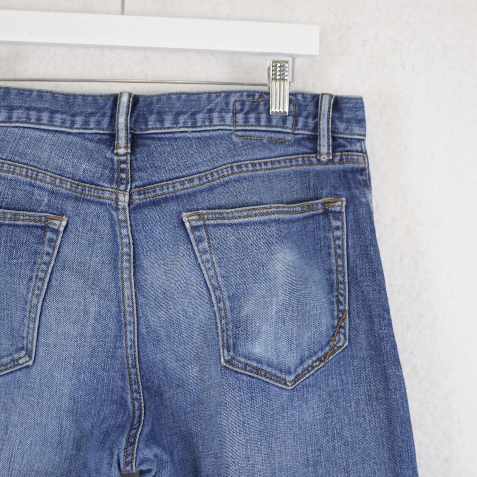 Banana Republic Banana Republic Straight Blue Stone Wash Whiskering Mid Rise Size US 33 - 5 Thumbnail