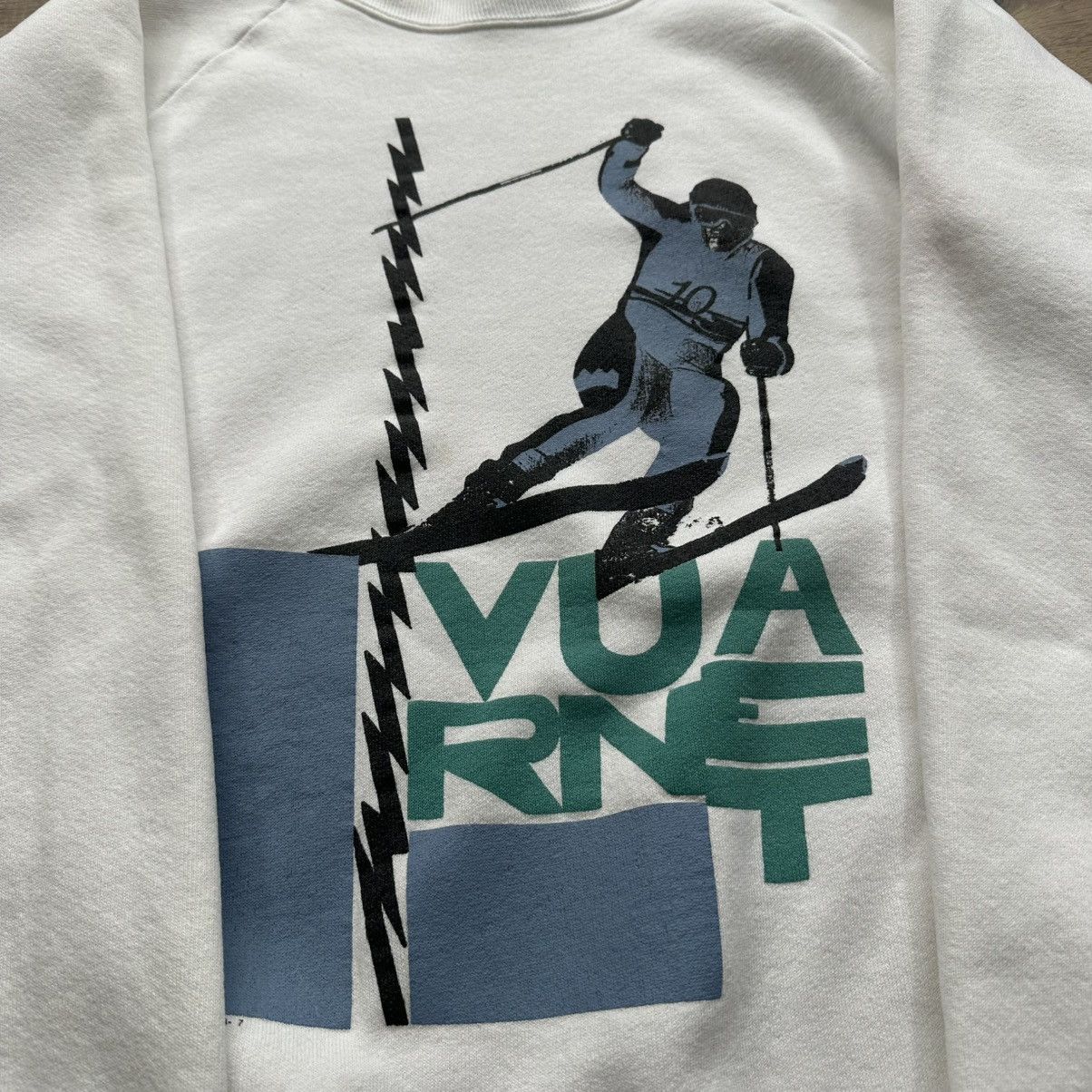 Other Vintage 1988 Vuarnet France Ski Graphic Crewneck Sweatshirt Size US L / EU 52-54 / 3 - 6 Thumbnail