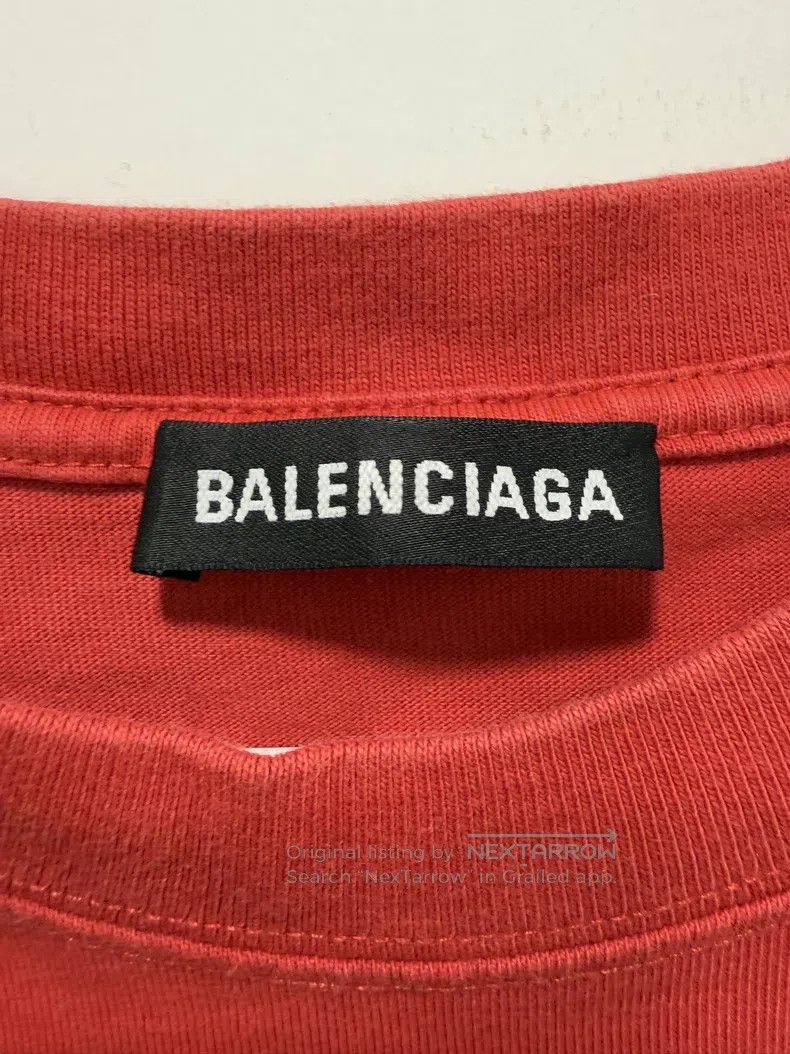 Balenciaga Balenciaga Red Letter Logo Short Sleeve Size L Size US L / EU 52-54 / 3 - 3 Thumbnail