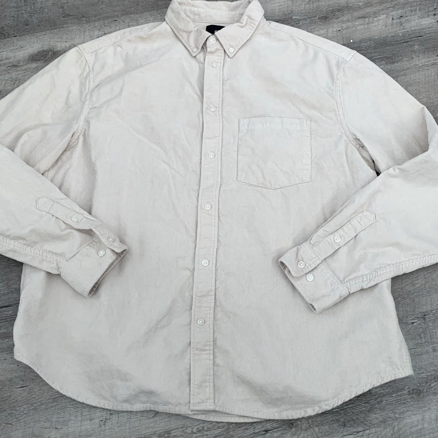 H&M H&M Corduroy Shirt Mens XL Beige Ivory Regular Button-Down 100% Cotton Cotton Corduroy Button-Up Pockets Casual | Men Regular Fit House Brand N/A Size US XL / EU 56 / 4 - 6 Thumbnail