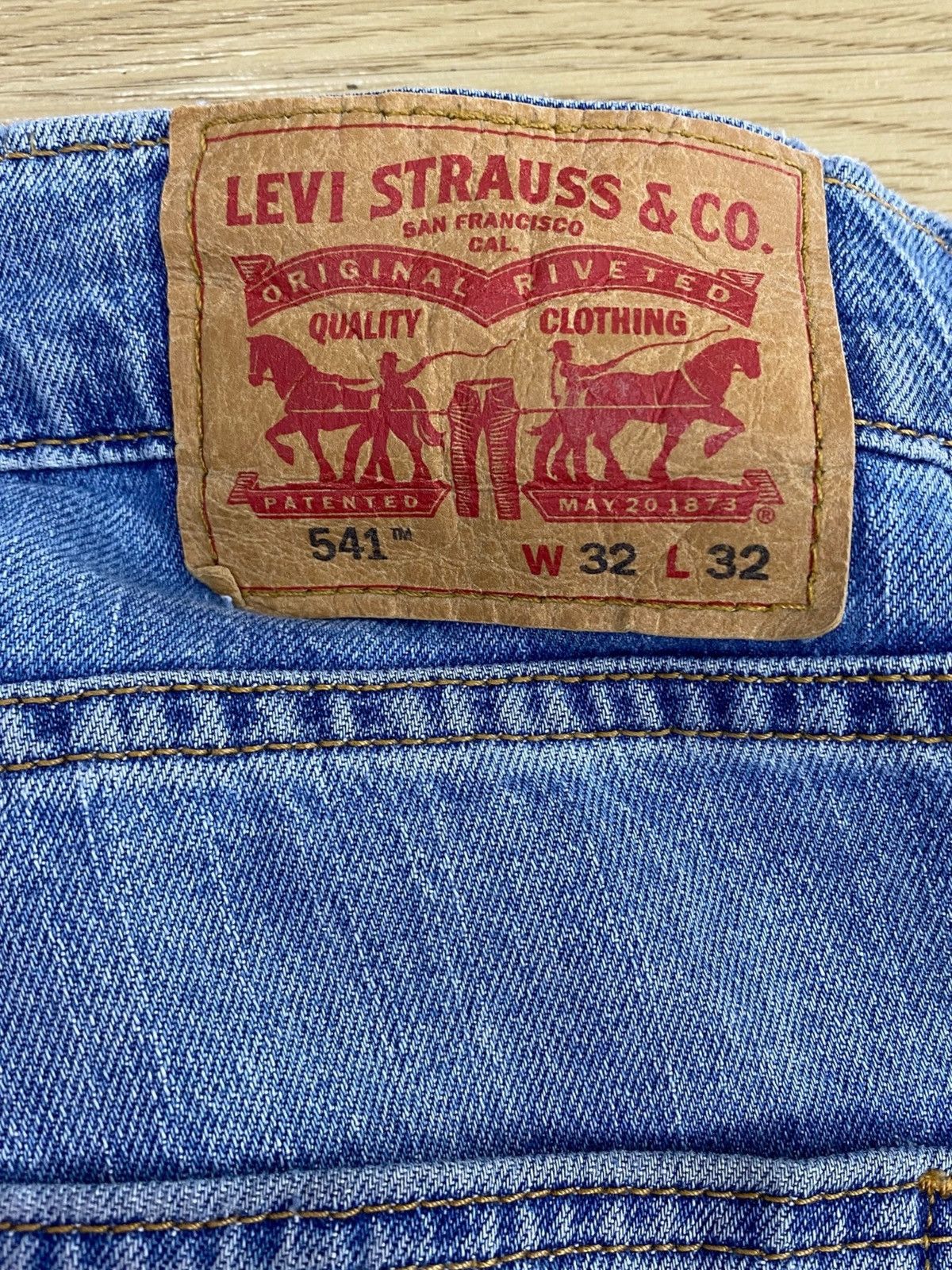 Levi's Levi’s Acid Blue Wash Style Loose Jeans Size US 34 / EU 50 - 12 Thumbnail