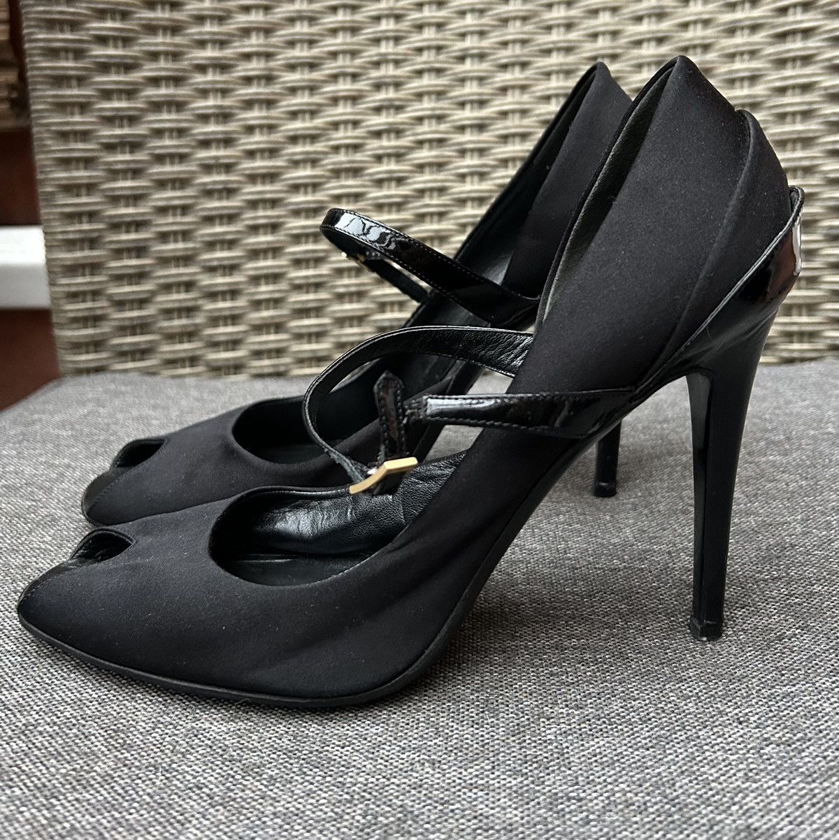 Vintage Fendi Satin Pumps Heels Made In Italy