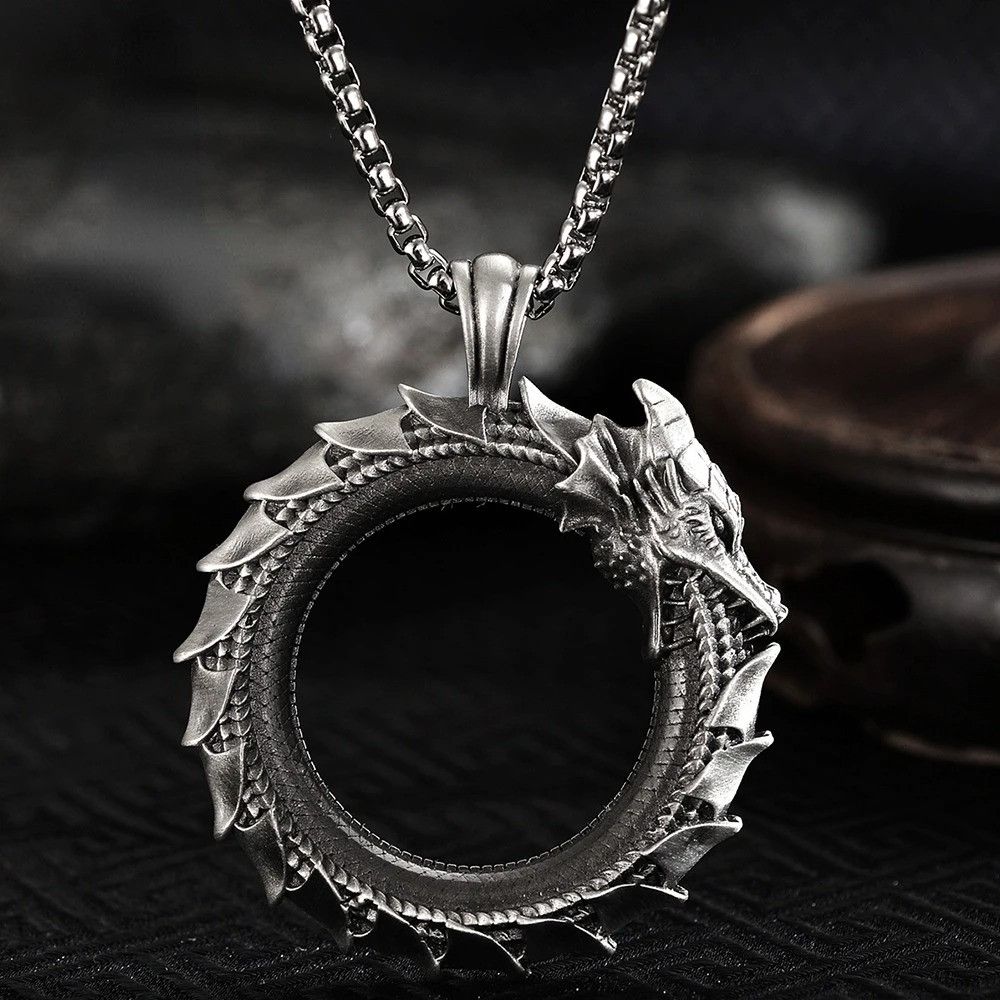 Jewelry × Vintage Retro Circle Dragon Pendant Necklace Size ONE SIZE - 1 Thumbnail