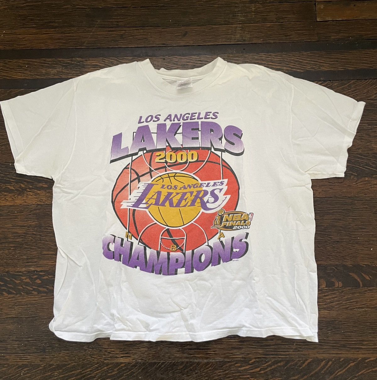 Vintage Vintage Los Angeles Lakers 2000 Championship T-shirt | Grailed