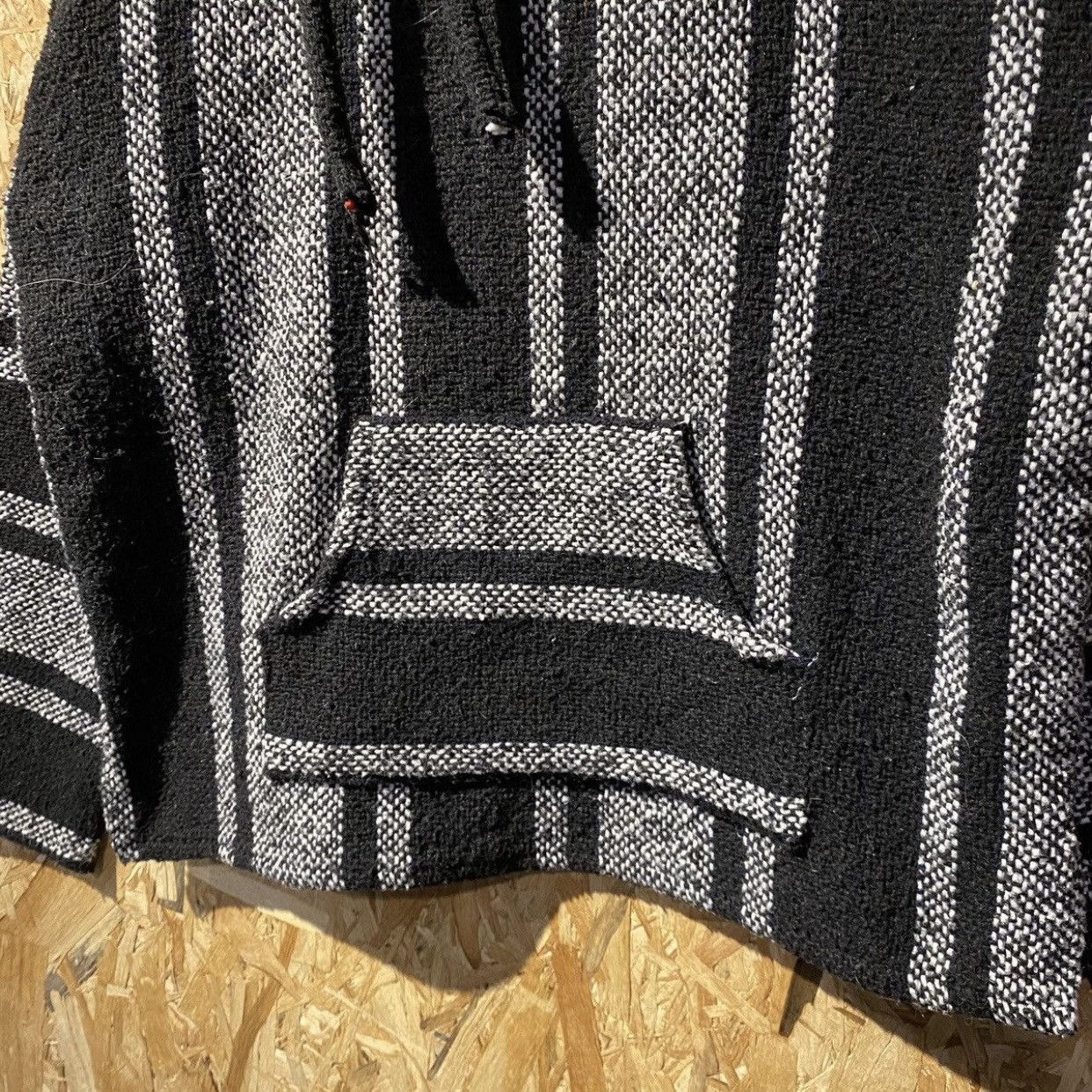 Baja Joe × Mexican Threads × Vintage Baja Joe Drug Rug Hoodie Size US S / EU 44-46 / 1 - 4 Thumbnail