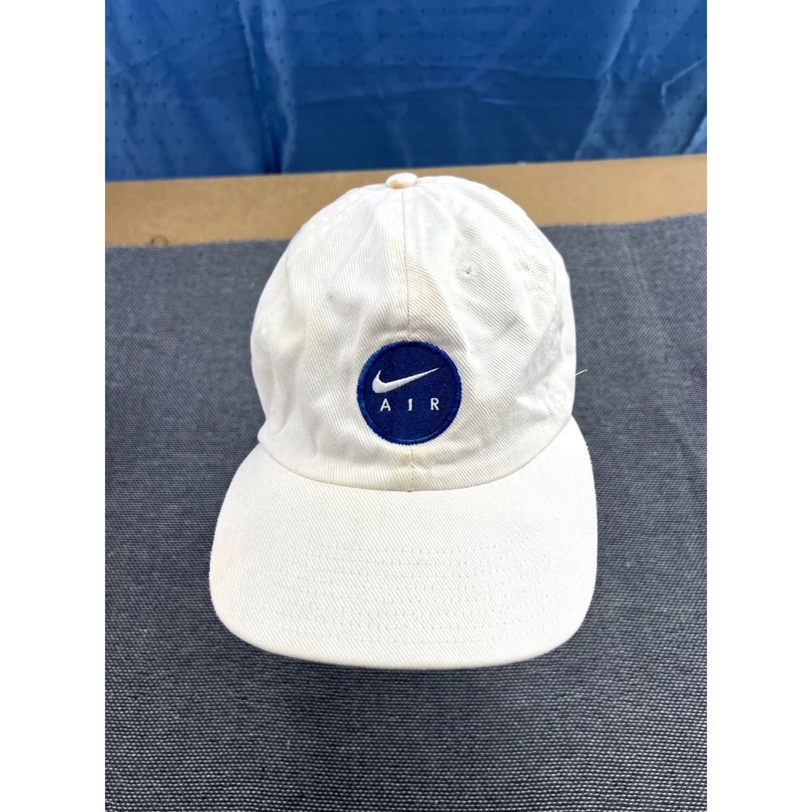 Nike VINTAGE Nike Air 7 Panel Cap White 90s Adjustable Strap Mens Size ONE SIZE - 2 Thumbnail