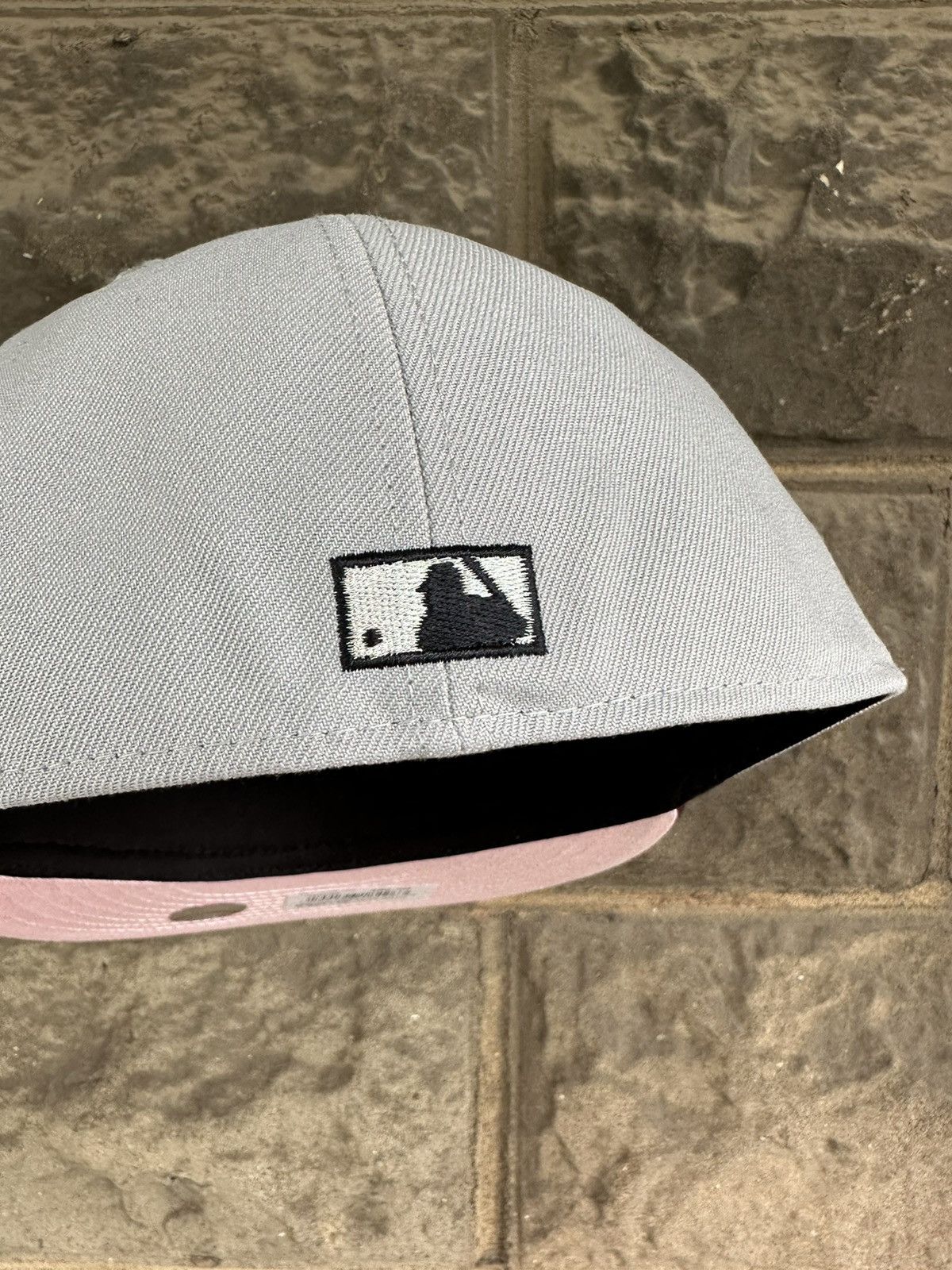 MLB × New Era × Supreme 7 1/4 PHILADELPHIA PHILLIES THE PRELUDE NEW ERA FITTED HAT Size ONE SIZE - 4 Thumbnail