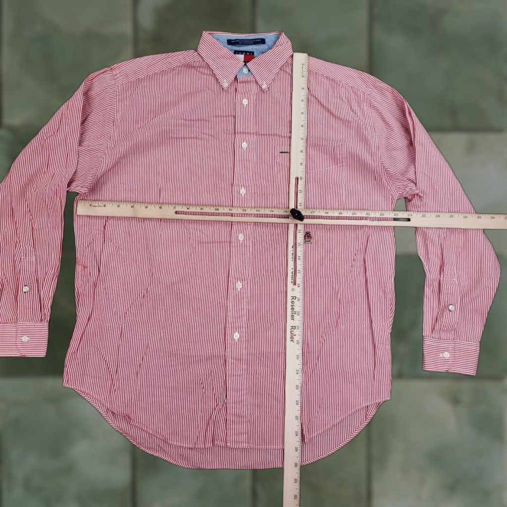 Tommy Hilfiger Tommy Hilfiger Button Down Shirt Mens Medium Red White Striped Casual Size US M / EU 48-50 / 2 - 1 Thumbnail