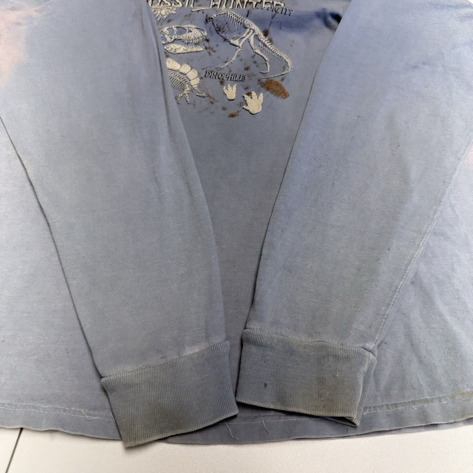 Vintage Vintage Fossil Hunter T Shirt Blue Long Sleeve Dinosaur Tee Size US L / EU 52-54 / 3 - 14 Thumbnail
