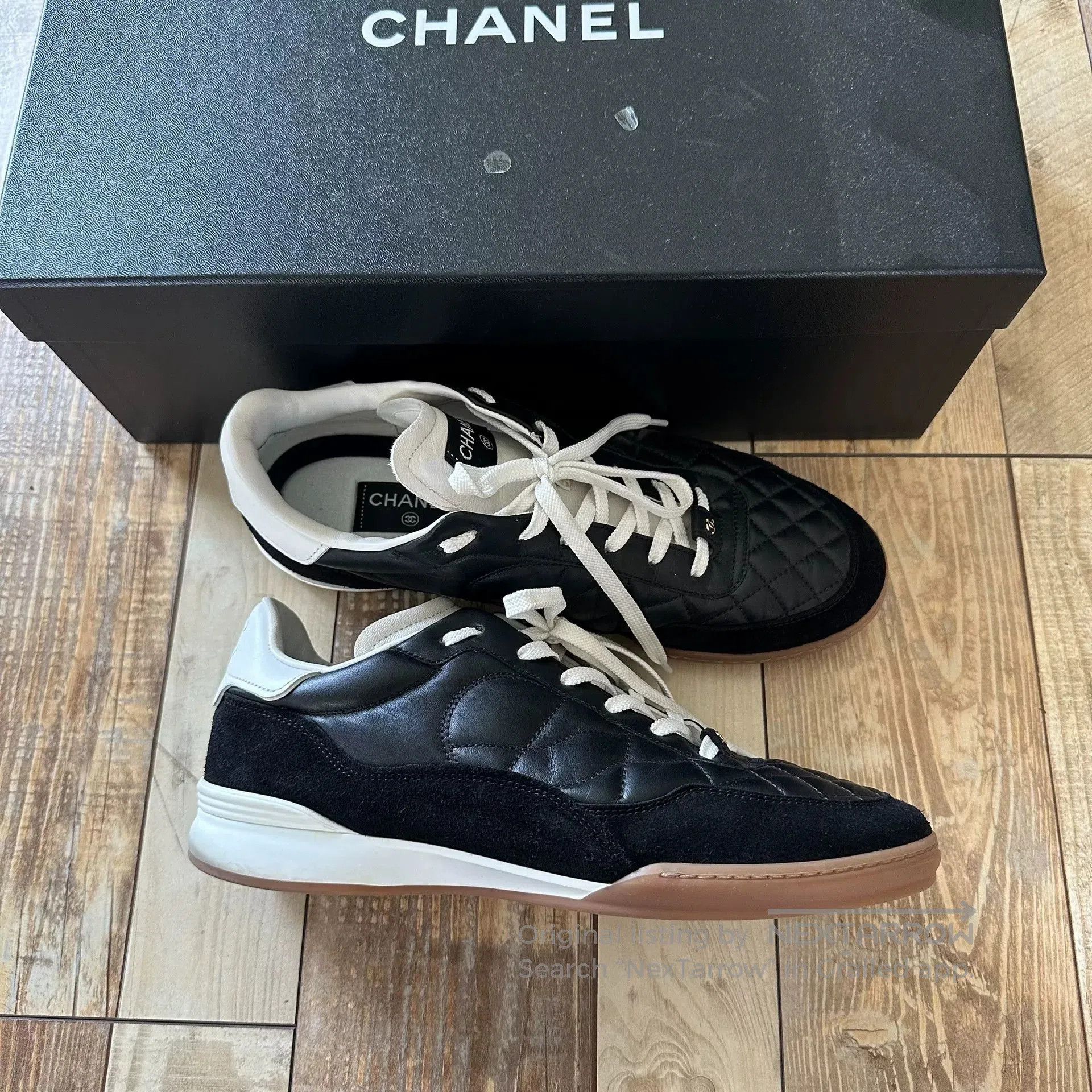 Chanel CHANEL Black Quilted Leather Low. Size US 9 / EU 42 - 3 Thumbnail