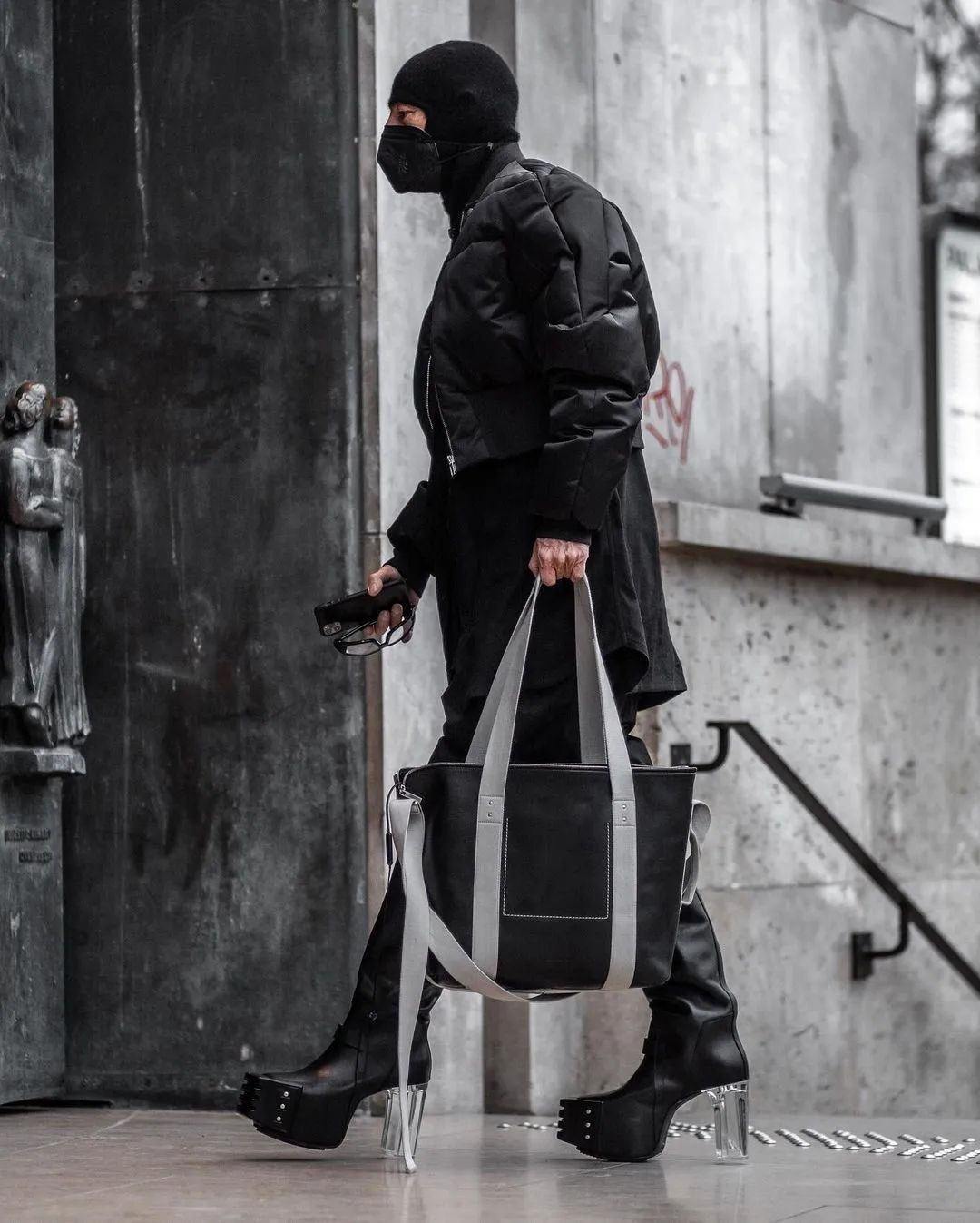 Rick Owens 💥$50K CROCODILE JUMBO SCALE TROLLEY TOTE BAG Size ONE SIZE - 5 Thumbnail