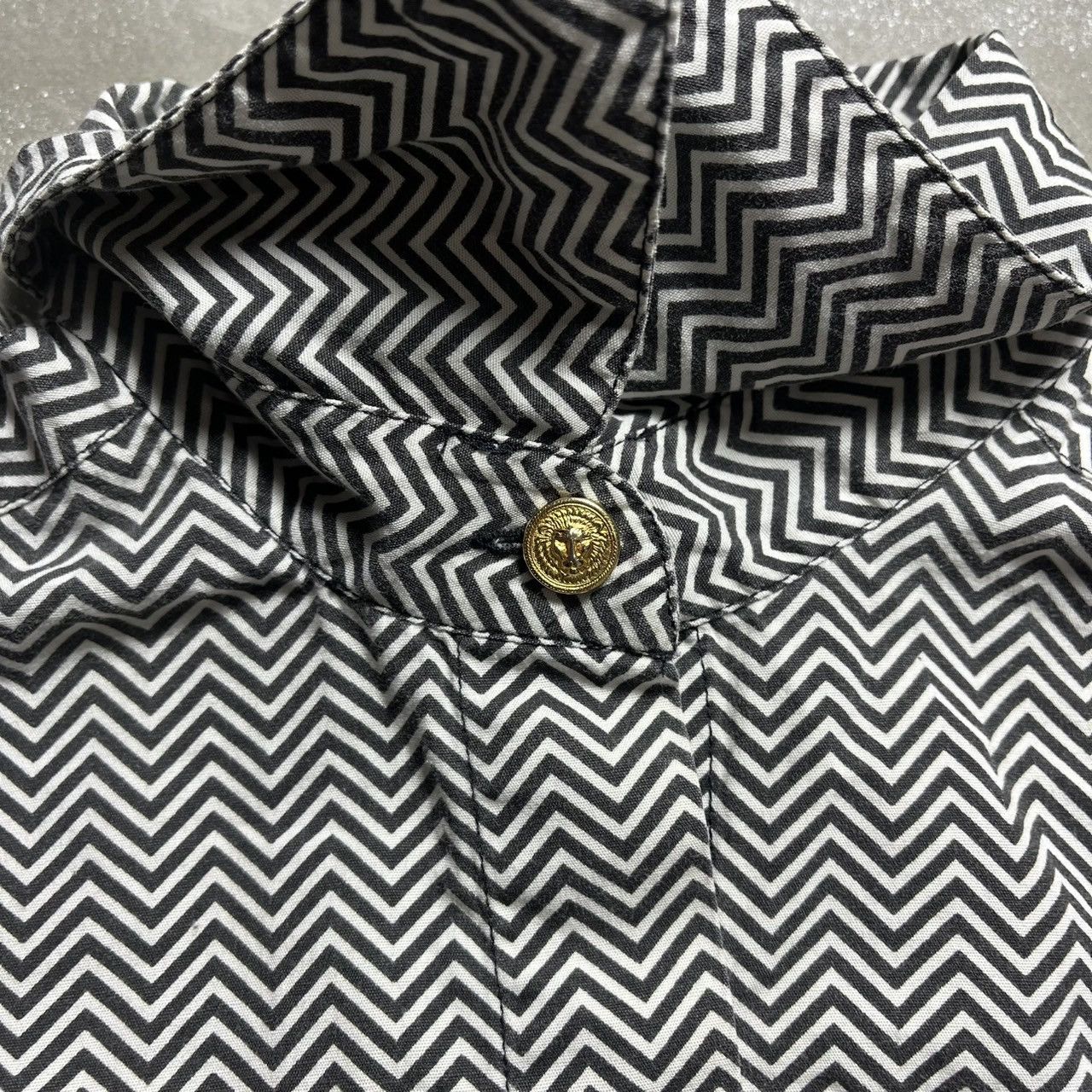 Versace × Versus Versus Chevron Shirt Size US M / EU 48-50 / 2 - 5 Thumbnail