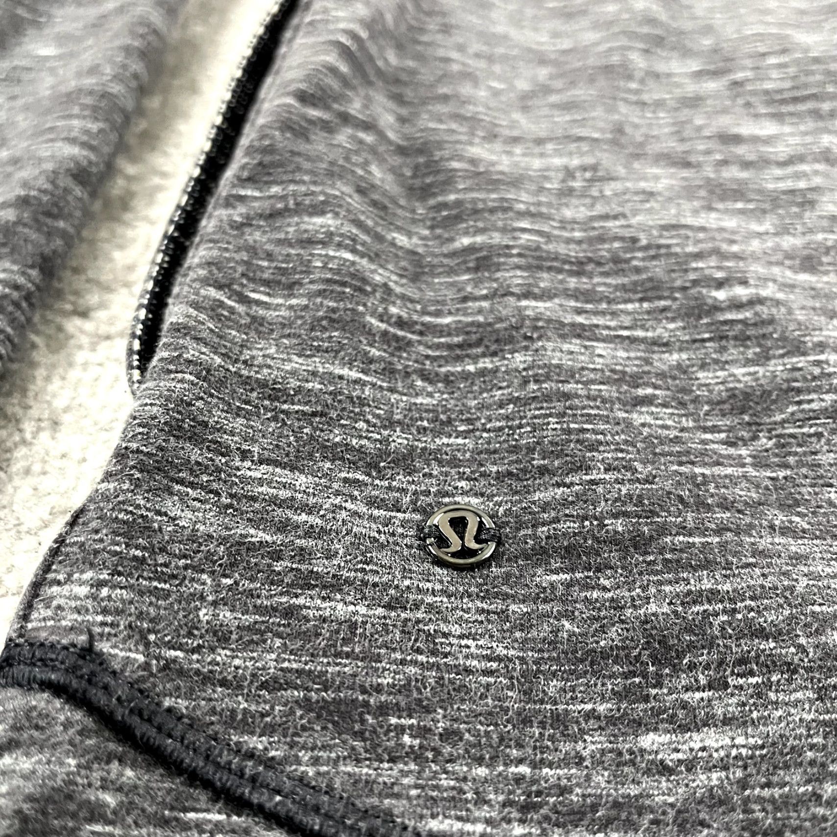Lululemon LULULEMON Jacket Womens Size 4 Gray Exhalation II Sweatshirt Yoga Kangaroo L/S Size S / US 4 / IT 40 - 3 Thumbnail