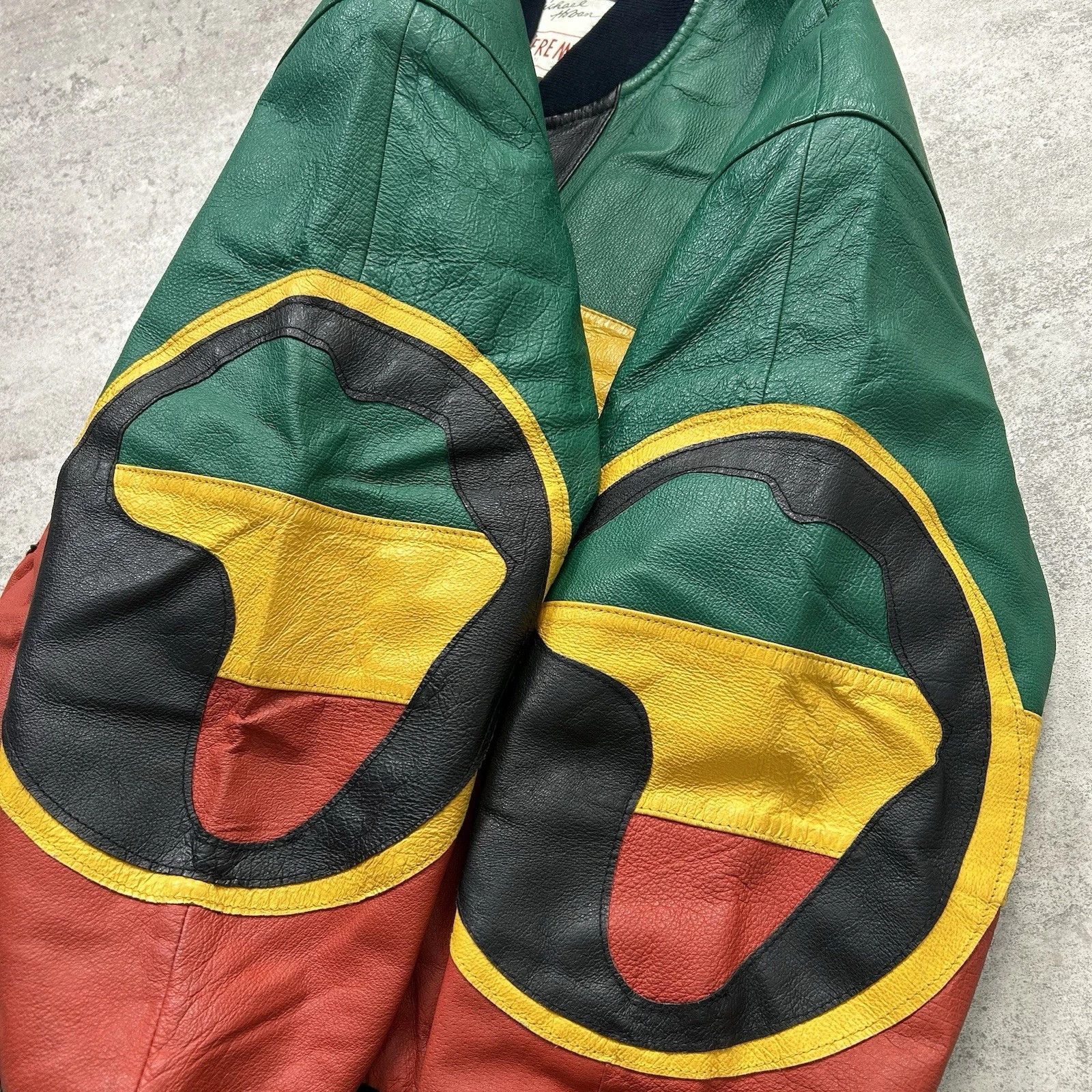 Vintage VTG MICHAEL HOBAN RASTA ZION LEATHER BOMBER JACKET SIZE M Size US M / EU 48-50 / 2 - 5 Thumbnail