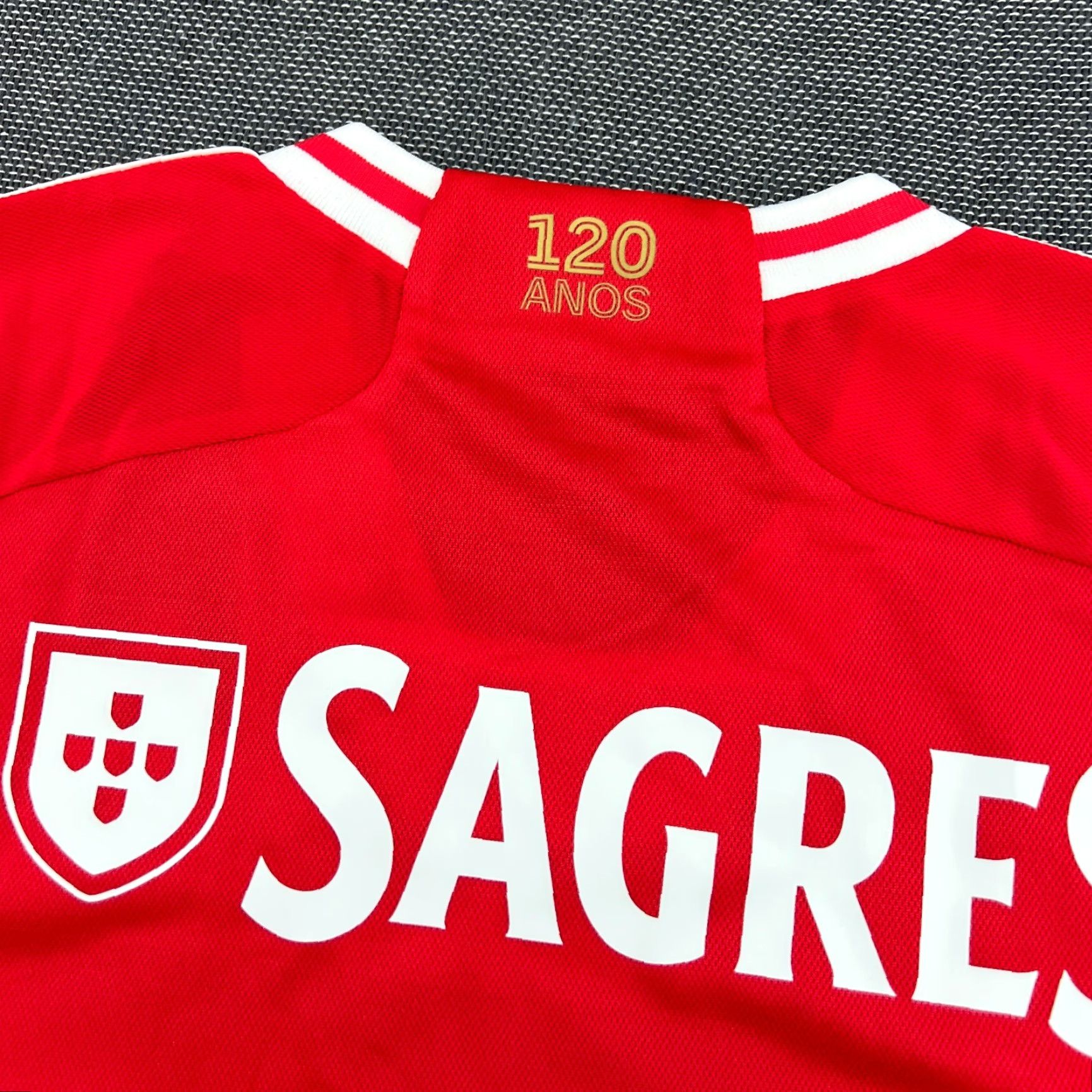 Adidas BNWT Benfica Adidas 2023-2024 Home Football Jersey Mens XL Red Shirt Size US XL / EU 56 / 4 - 7 Thumbnail