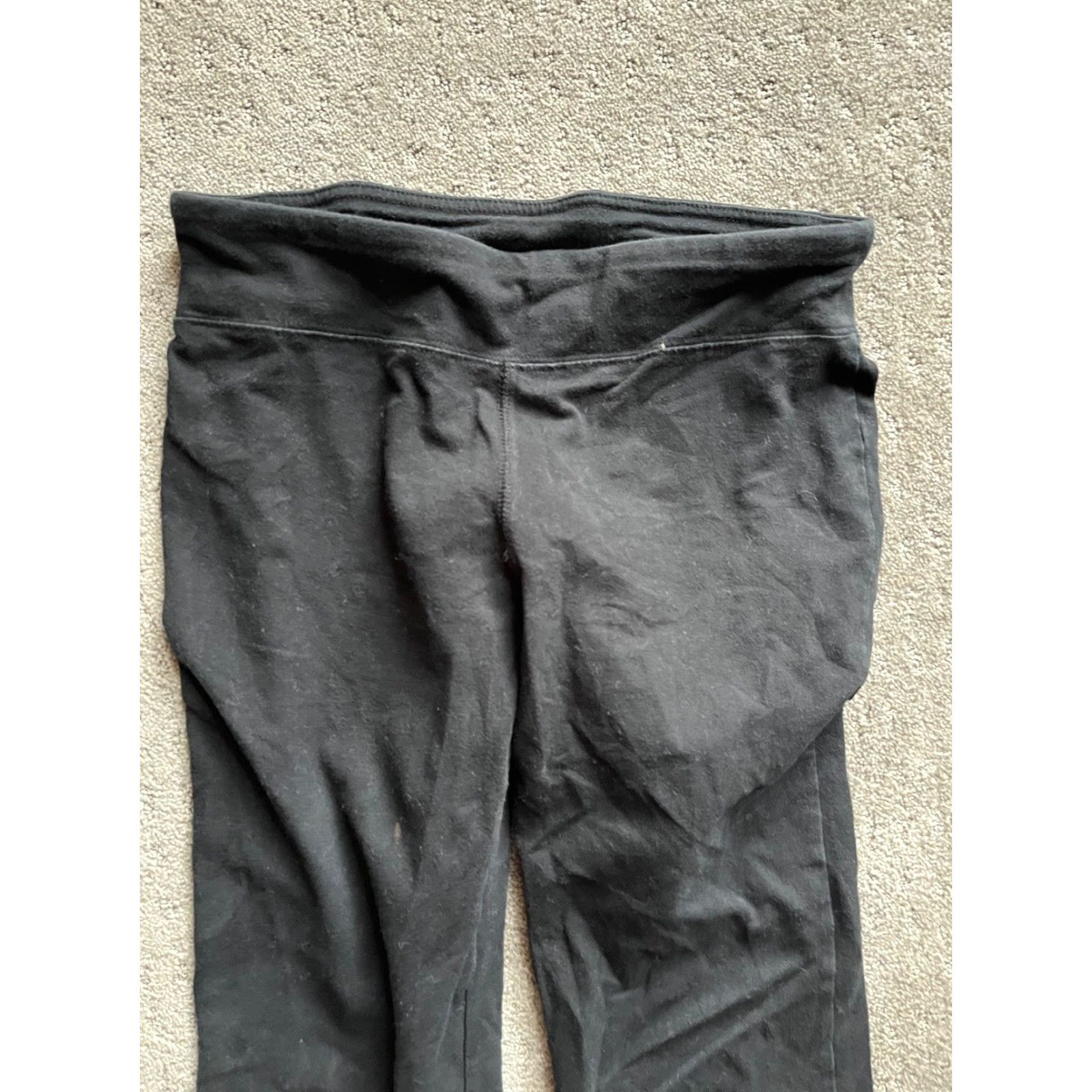 Gap GAP Women's Capri Compression Leggings Regular Size S Black Gym Size 28" / US 6 / IT 42 - 2 Thumbnail