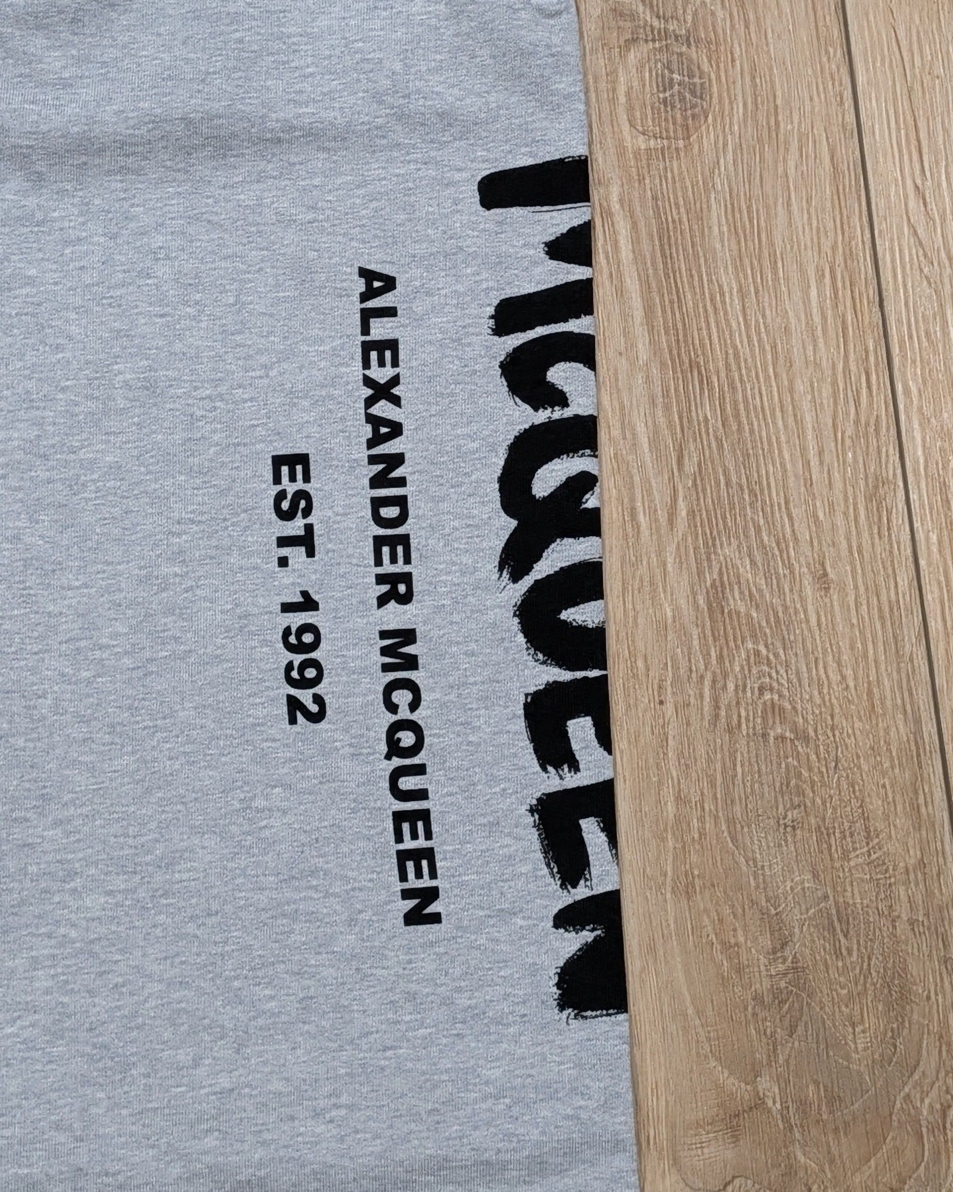 Alexander McQueen Alexander McQueen Graffiti Logo Jogger Pants Gray/Black XL Size US 38 / EU 54 - 3 Thumbnail
