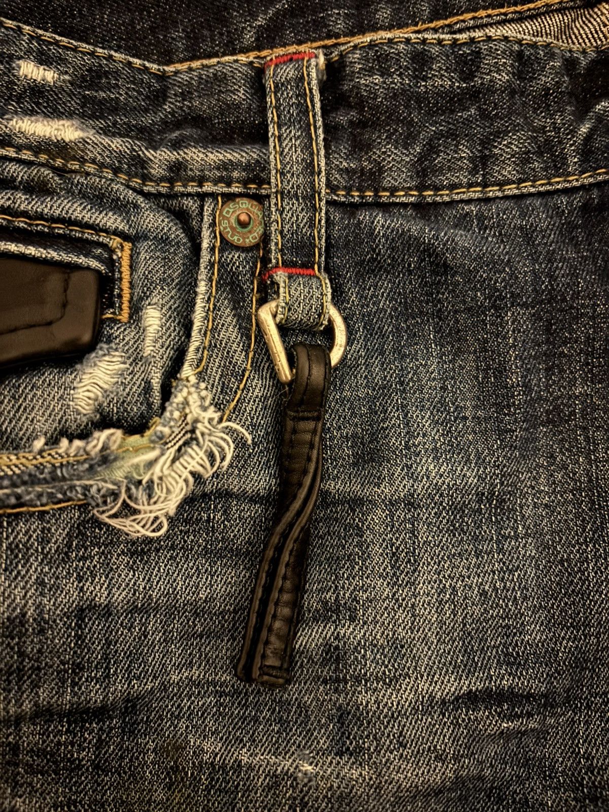 Dsquared2 dsquared2 distressed denim jeans Size US 36 / EU 52 - 4 Thumbnail