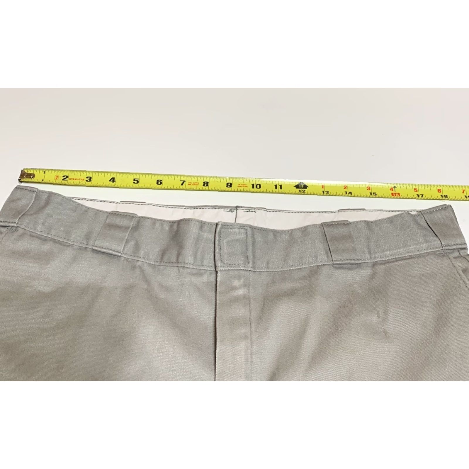 Dickies VINTAGE Dickies Gray Work Skater Pants Mens 36x25 1980s Cotton Blend Flat Front Inseam 25 Waist 36 Mens Size US 36 / EU 52 - 3 Thumbnail