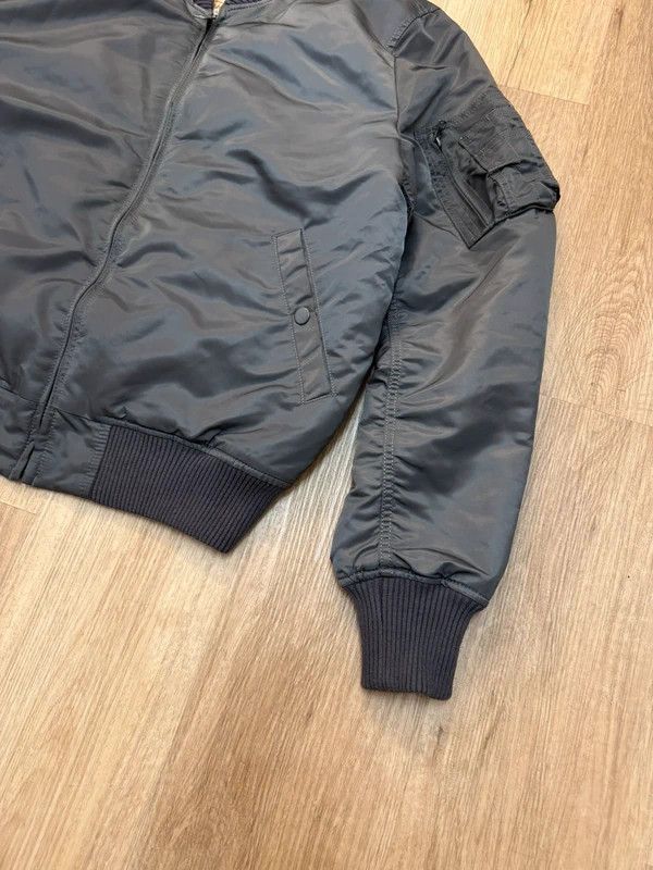 Alpha Industries Alpha Industries MA-1 Bomber Boxy Nylon Jacket size L Size US L / EU 52-54 / 3 - 4 Thumbnail