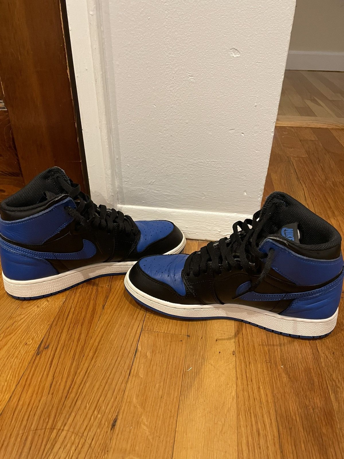 Jordan Brand × Nike Air Jordan 1 retro royal blue Size US 7 / EU 40 - 5 Thumbnail