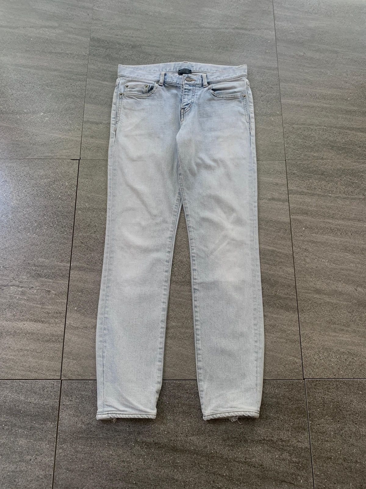 Saint Laurent Paris FREE TAX! D26 Skinny Light Wash Denim Jeans Size US 28 / EU 44 - 1 Thumbnail