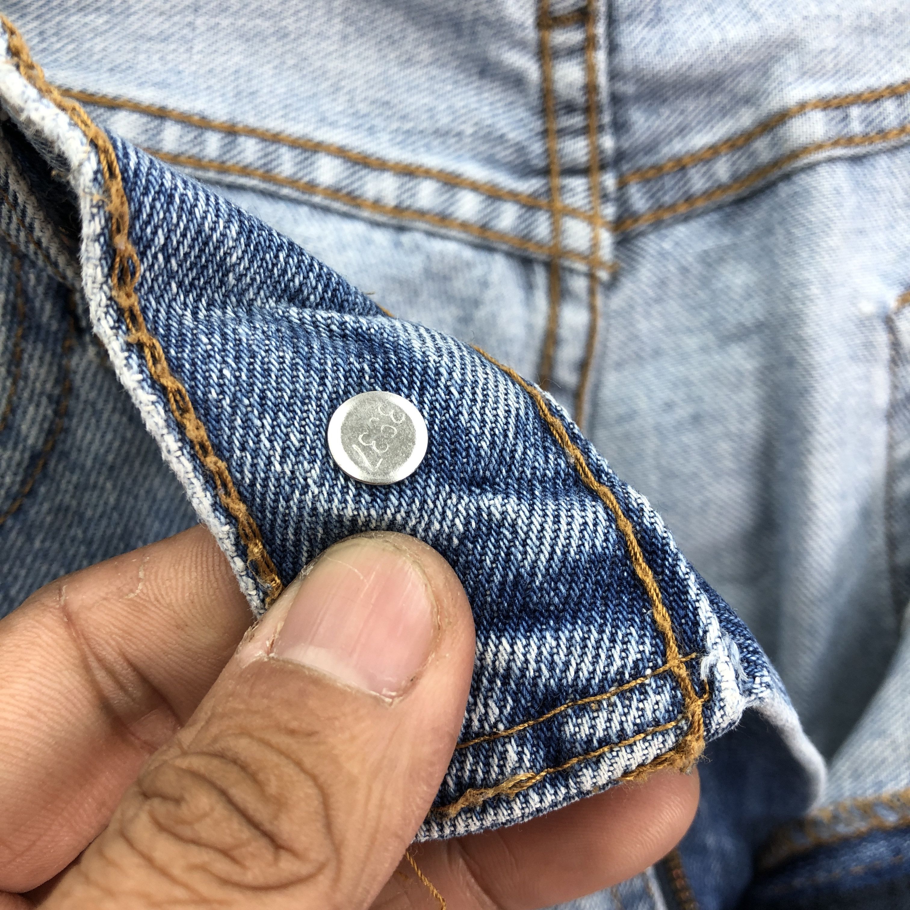 Levi's Vintage Y2K Levis 505 Light Wash Jeans Levi's Faded Denim Size US 34 / EU 50 - 7 Thumbnail