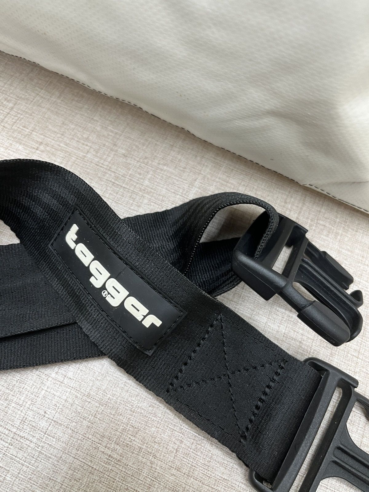 Japanese Brand 🔥🔥🔥ARCHIVE TAGGER BAGS Size ONE SIZE - 6 Thumbnail