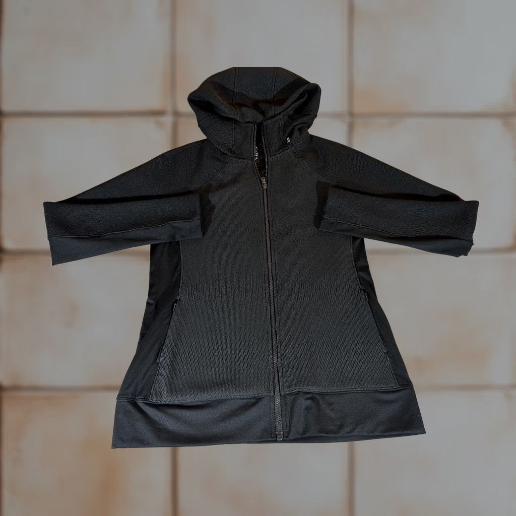 Under Armour Under Armour Jacket Womens Large Black Hooded Zip Infrared Running Gym Workout - Womens Large Jacket Black Hooded Full Zip Pockets Stretch Size L / US 10 / IT 46 - 1 Thumbnail